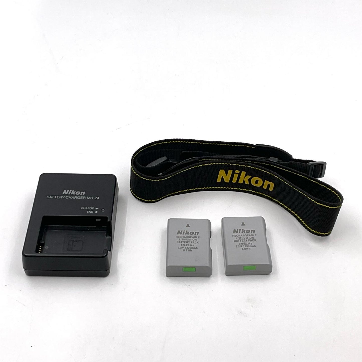 【全額返金保証】【最速発送】Nikon デジタル一眼 D3400 ボディ ブラック 動作確認済