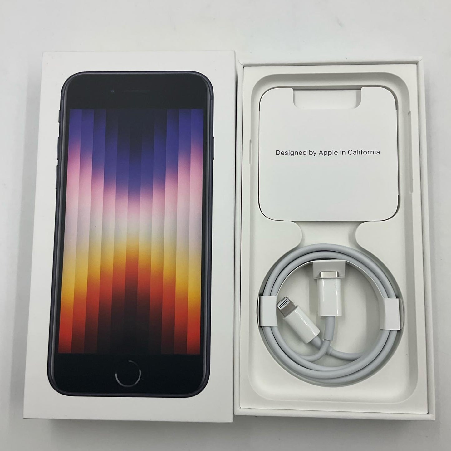 【全額返金保証】【最速発送】Apple iPhone iPhone SE(第3世代) 64GB ミッドナイト docomo 白ロム 動作確認済 86%