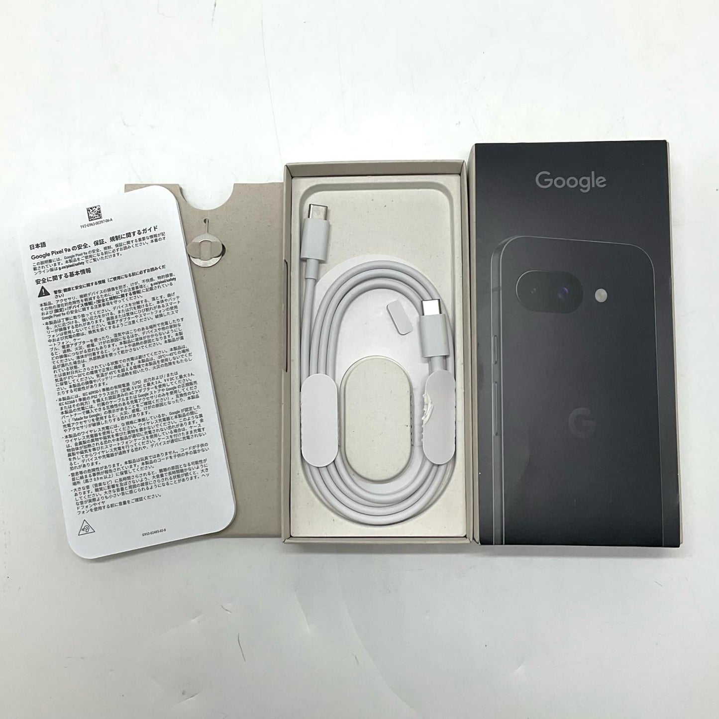 【全額返金保証】【最速発送】Google Pixel 9a 128GB Obsidian docomo G3Y12 白ロム 美品 動作確認済