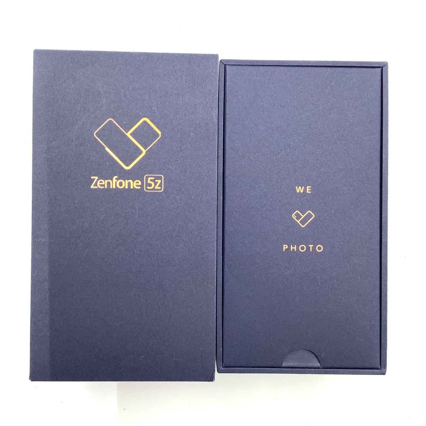 【全額返金保証】【最速発送】ASUS Zenfone 5Z 128GB スペースシルバー SIMフリー Z01RD 白ロム 動作確認済