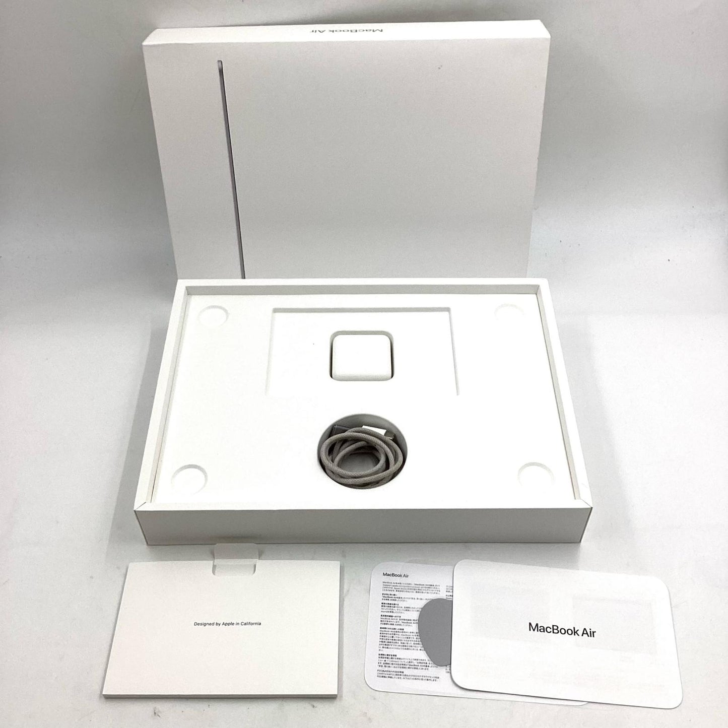 【全額返金保証】【最速発送】Apple MacBook Air 13インチ 2022 Apple M2 8GB SSD 512GB スペースグレイ 92% 美品 動作確認済