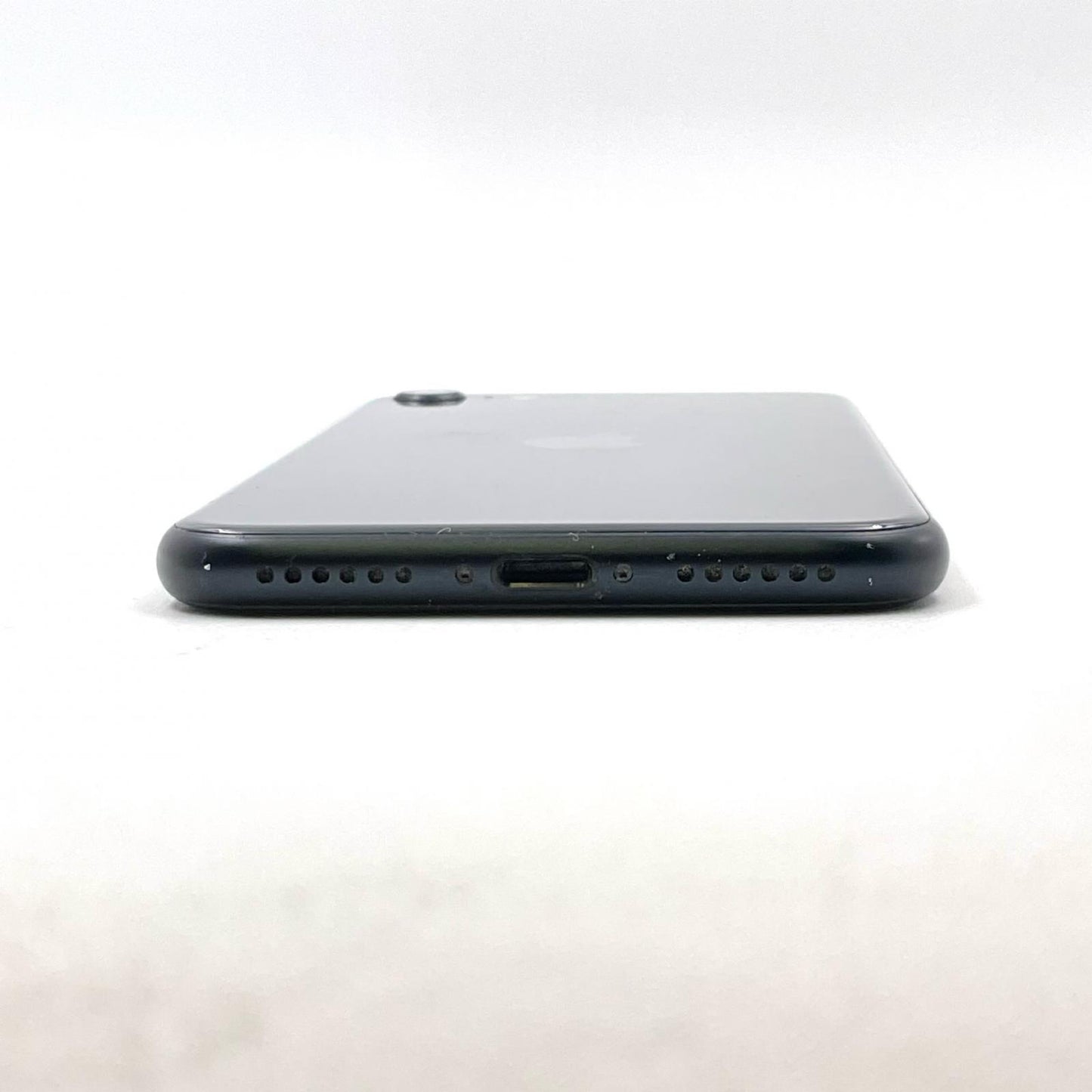 【全額返金保証】【最速発送】Apple iPhone iPhone SE(第3世代) 64GB ミッドナイト au SIMフリー 美品 動作確認済 82%