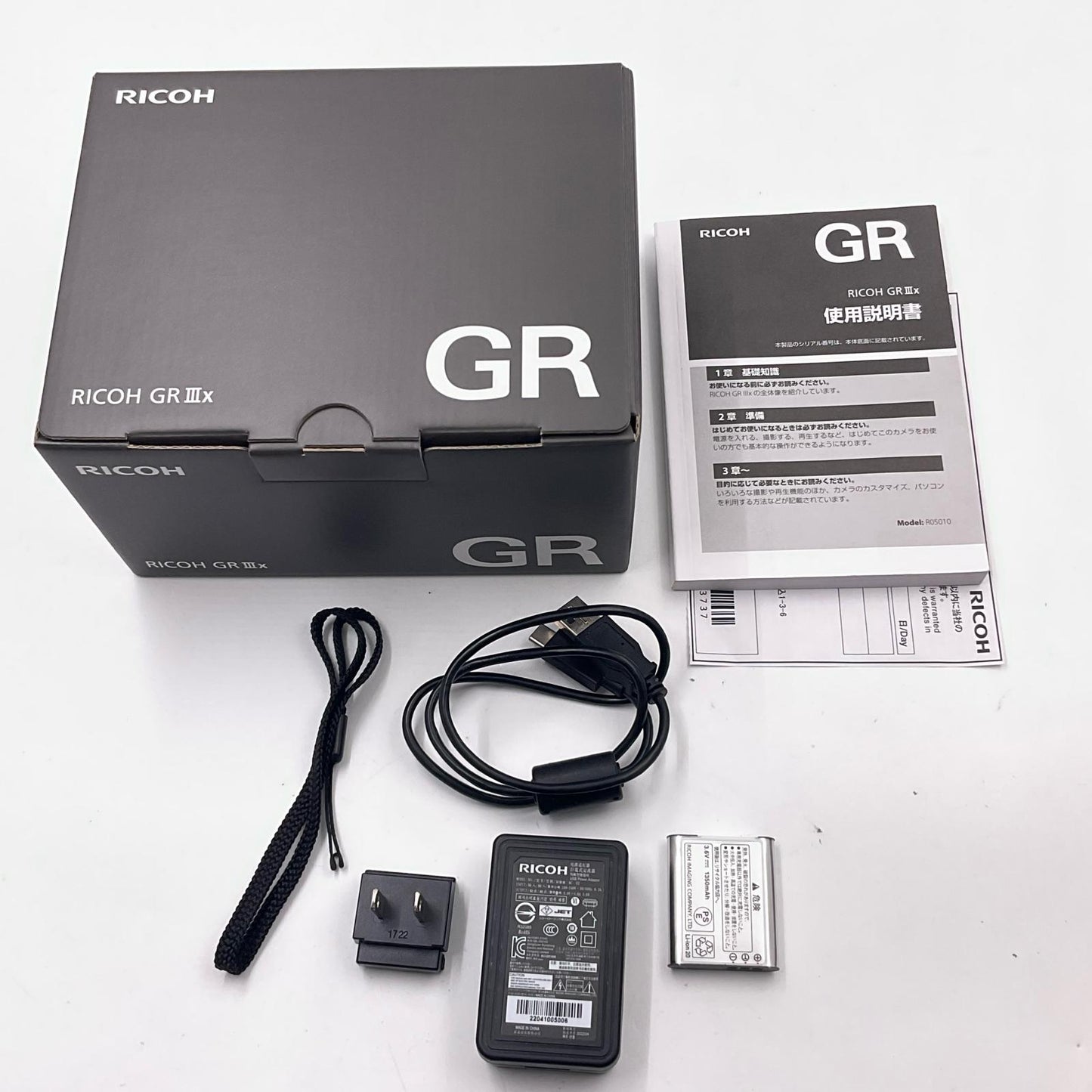【全額返金保証】【最速発送】RICOH コンパクトデジタルカメラ RICOH GR IIIx 動作確認済