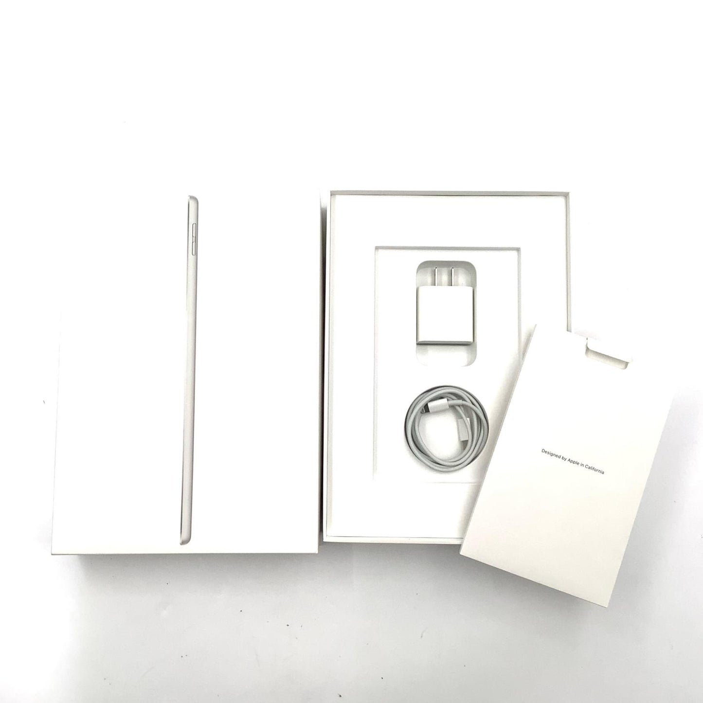 【全額返金保証】【最速発送】Apple iPad iPad 10.2インチ 第9世代 256GB シルバー Wi-Fi 動作確認済