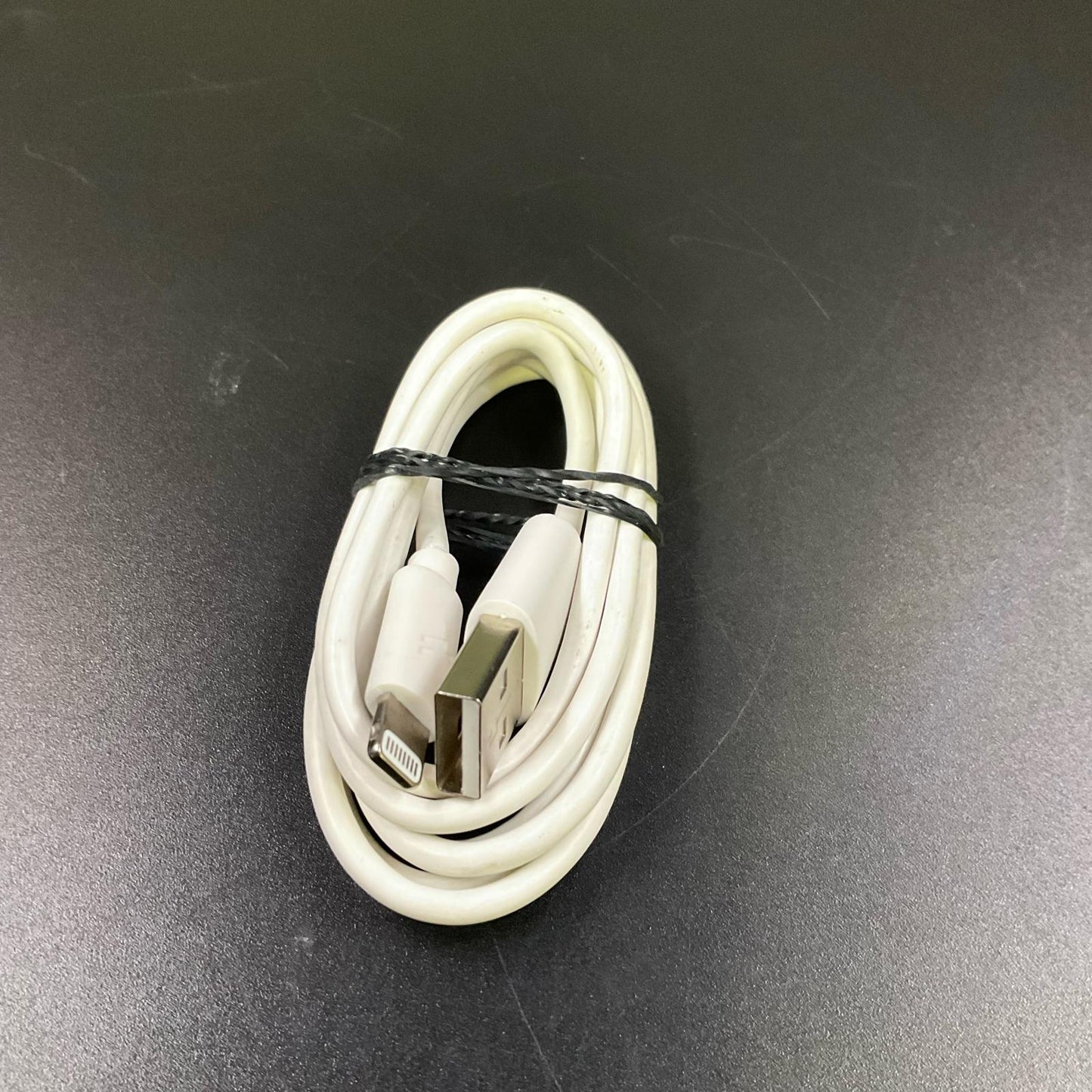 【最速発送】Apple iPhone iPhone XS 512GB シルバー docomo 白ロム【難有】 67%