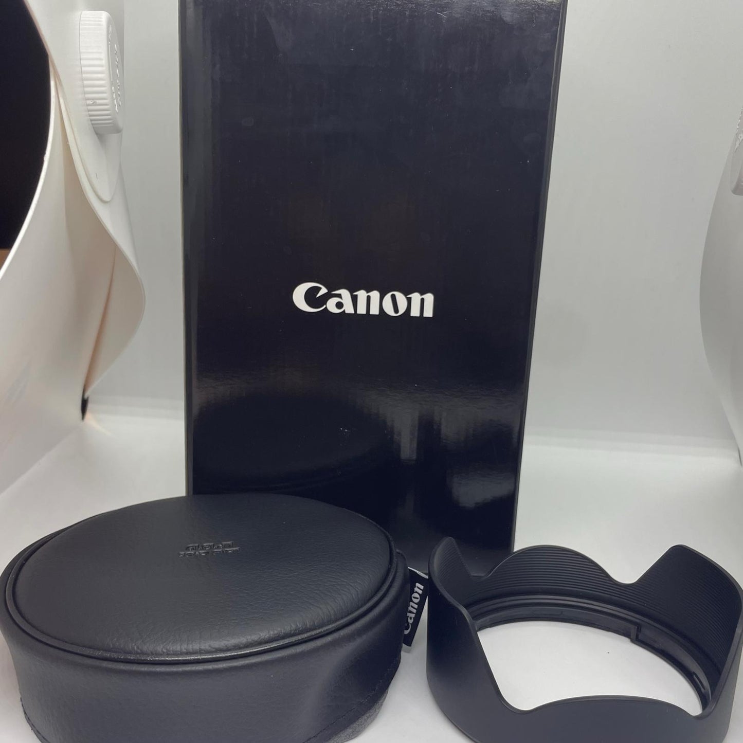 【全額返金保証】【最速発送】Canon RF24-105mm F4 L IS USM 美品 動作確認済