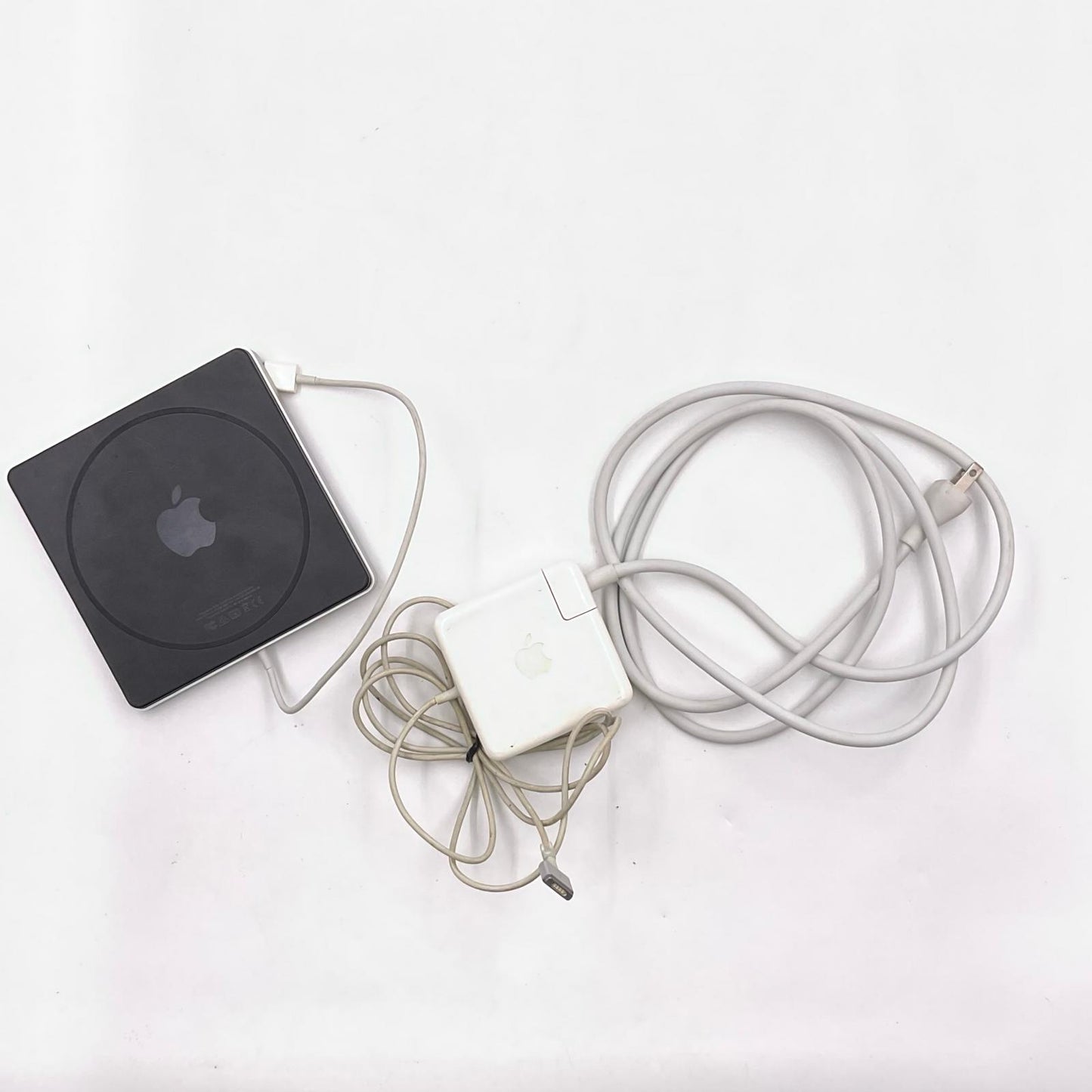 【最速発送】Apple MacBook Pro 15インチ 2013 2GHz Intel Core i7 8GB SSD 256GB 94%【難有】