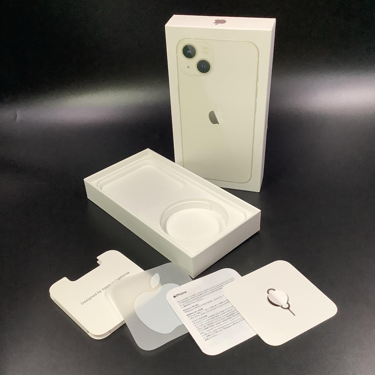 【全額返金保証】【最速発送】Apple iPhone iPhone 13 256GB スターライト docomo 白ロム 動作確認済 80%