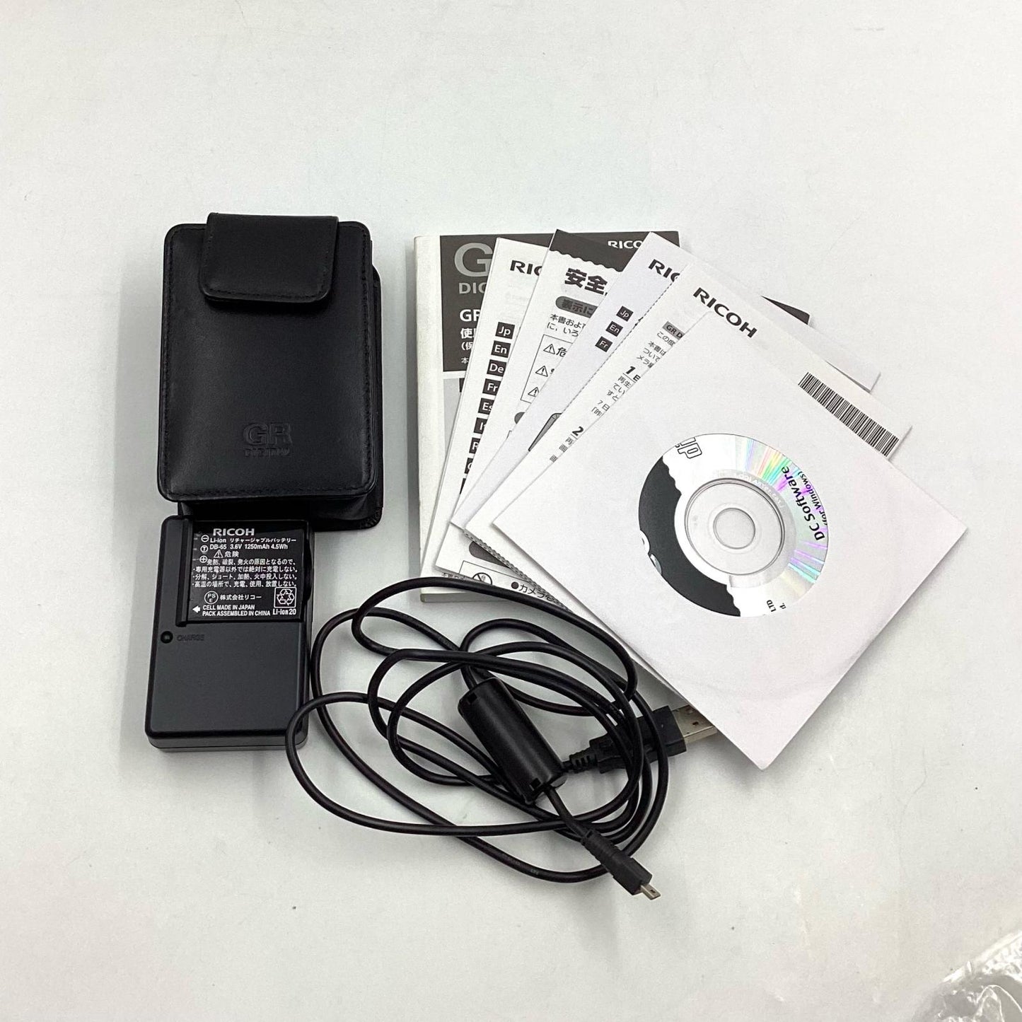 【最速発送】RICOH コンパクトデジタルカメラ GR DIGITAL III【難有】