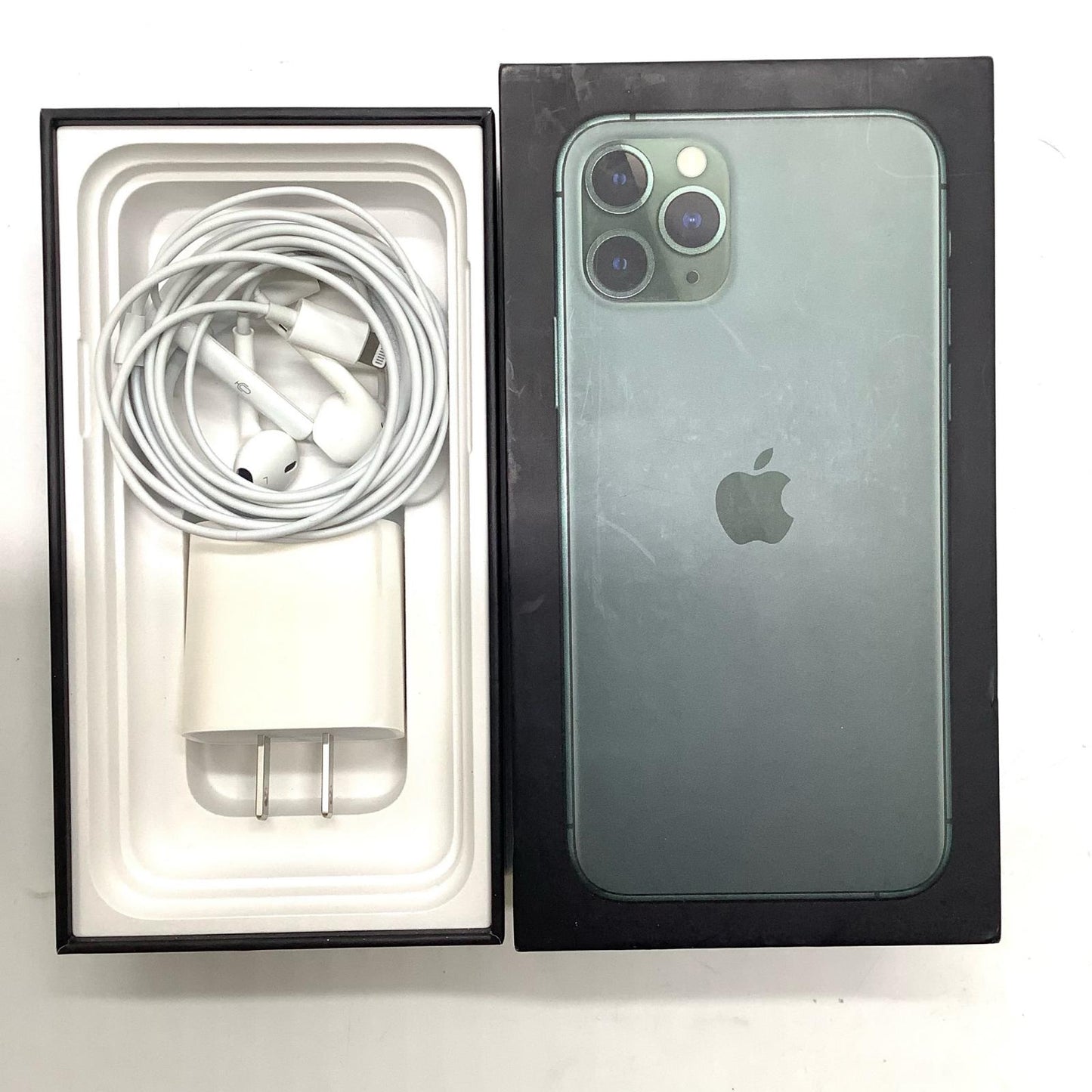 【全額返金保証】【最速発送】Apple iPhone iPhone 11 Pro 256GB ミッドナイトグリーン au 白ロム 動作確認済 92%