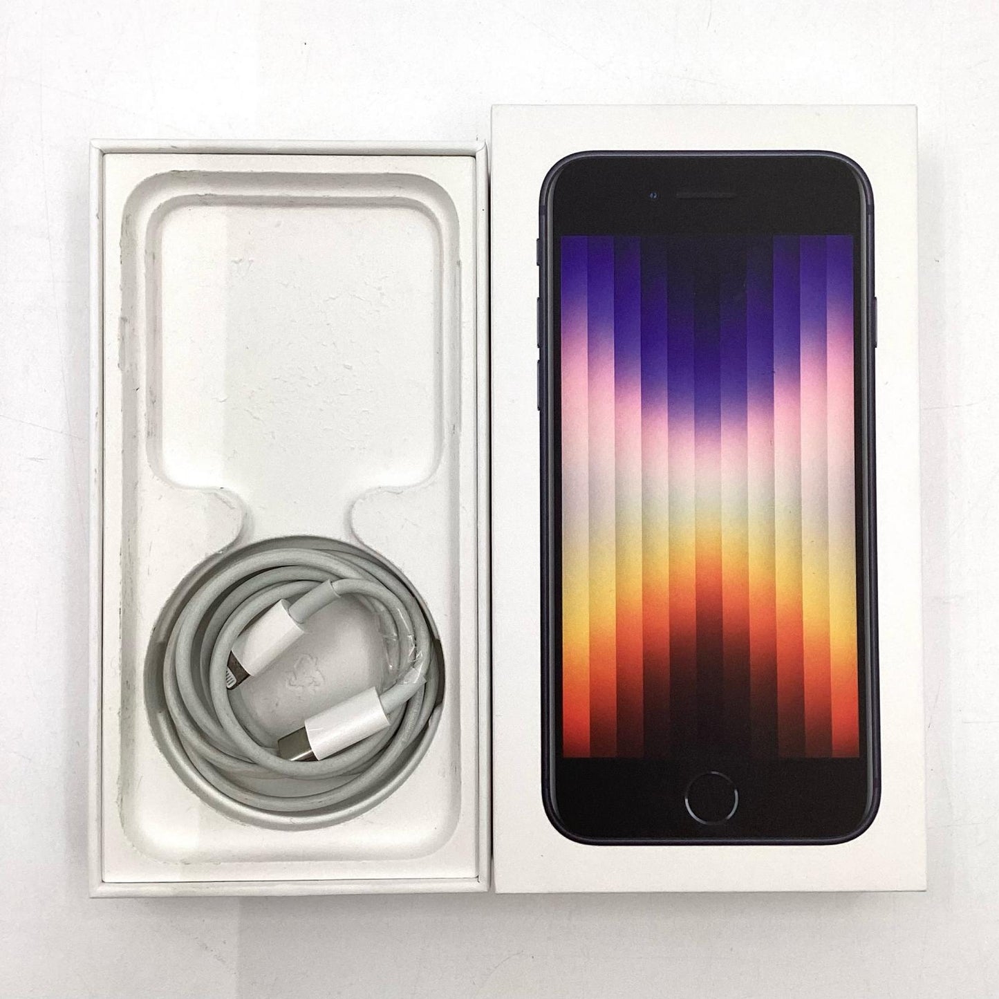 【最速発送】Apple iPhone iPhone SE(第3世代) 256GB ミッドナイト SIMフリー【難有】 88%