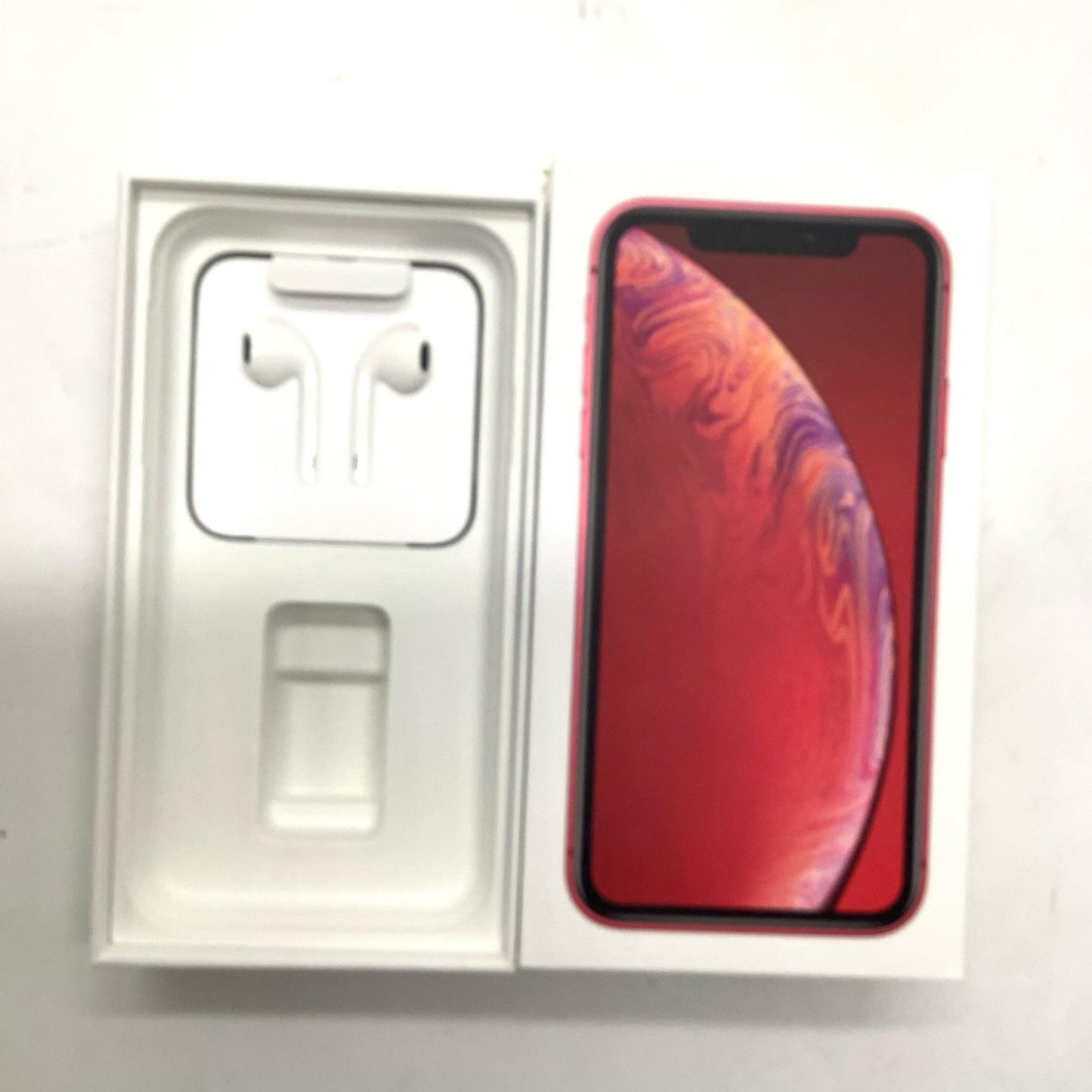 【全額返金保証】【最速発送】Apple iPhone iPhone XR 64GB (PRODUCT)RED docomo 白ロム 美品 動作確認済 81%