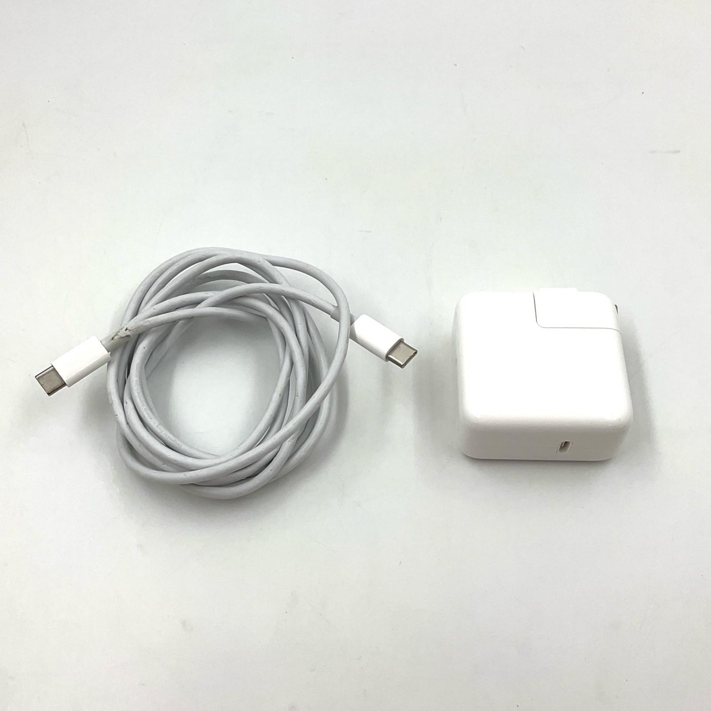 【全額返金保証】【最速発送】Apple MacBook Air 13インチ 2020 Apple M1 8GB 256GB ゴールド 100% 美品 動作確認済