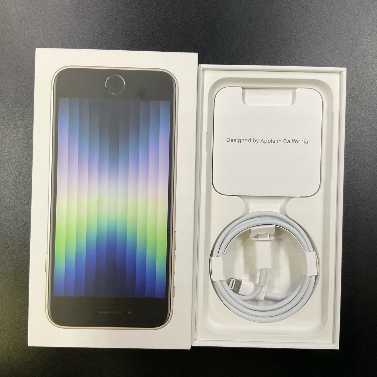 【全額返金保証】【最速発送】Apple iPhone iPhone SE(第3世代) 128GB スターライト Softbank 白ロム 動作確認済 84%
