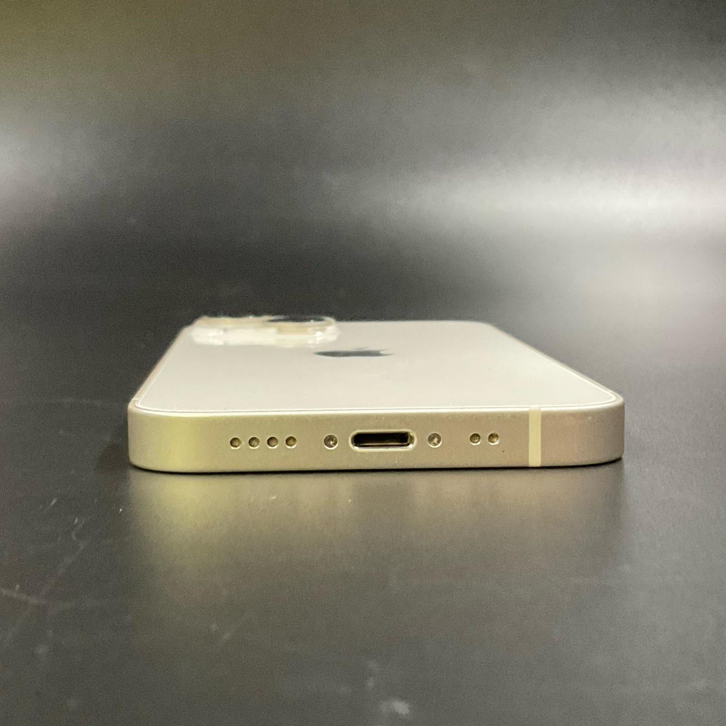 【全額返金保証】【最速発送】Apple iPhone iPhone 13 mini 256GB スターライト docomo SIMフリー 白ロム 動作確認済 71%