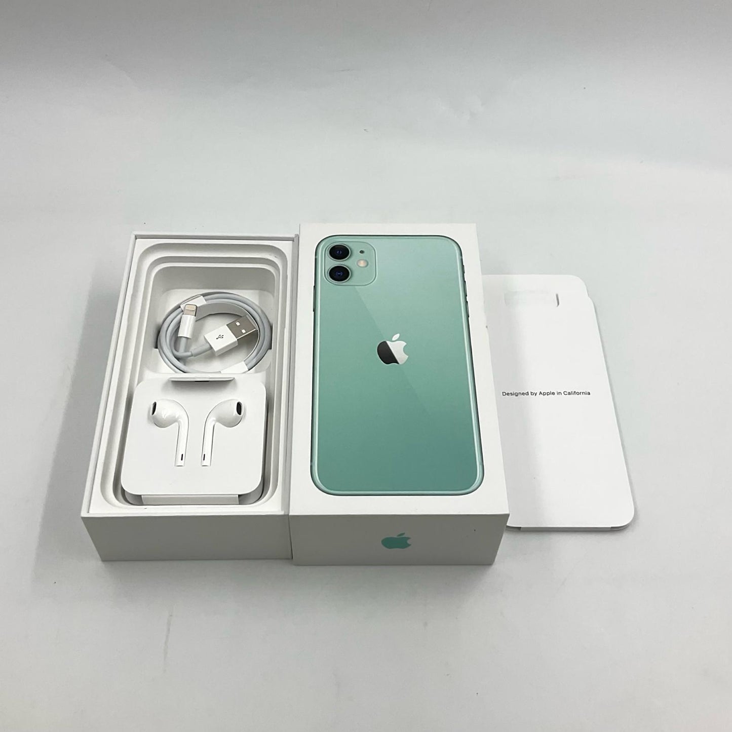 【最速発送】Apple iPhone iPhone 11 128GB グリーン au 白ロム【難有】 76%