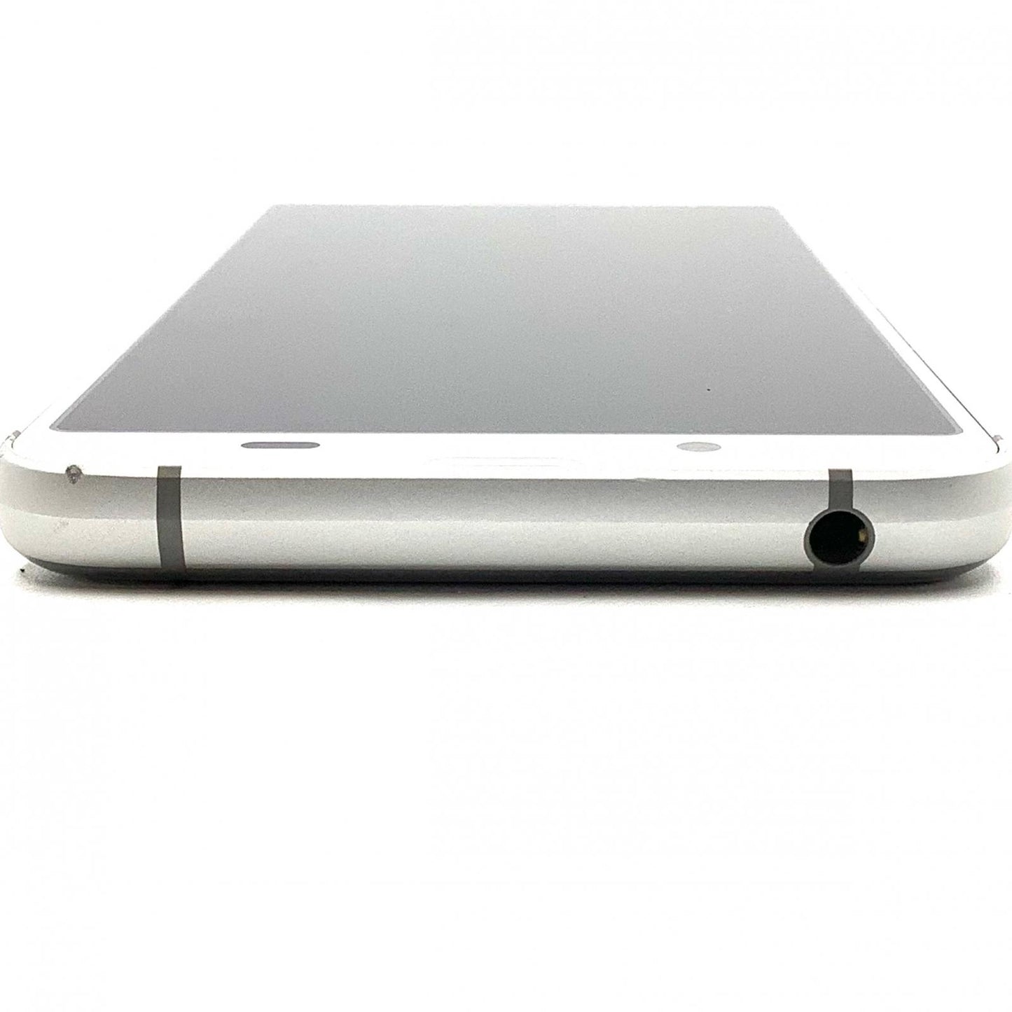 【全額返金保証】【最速発送】SHARP AQUOS sense3 64GB シルバーホワイト docomo SH-02M 白ロム 動作確認済