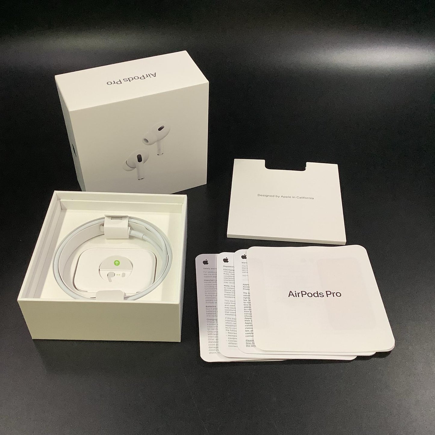 【全額返金保証】【最速発送】Apple AirPods Pro(第2世代) 美品 動作確認済