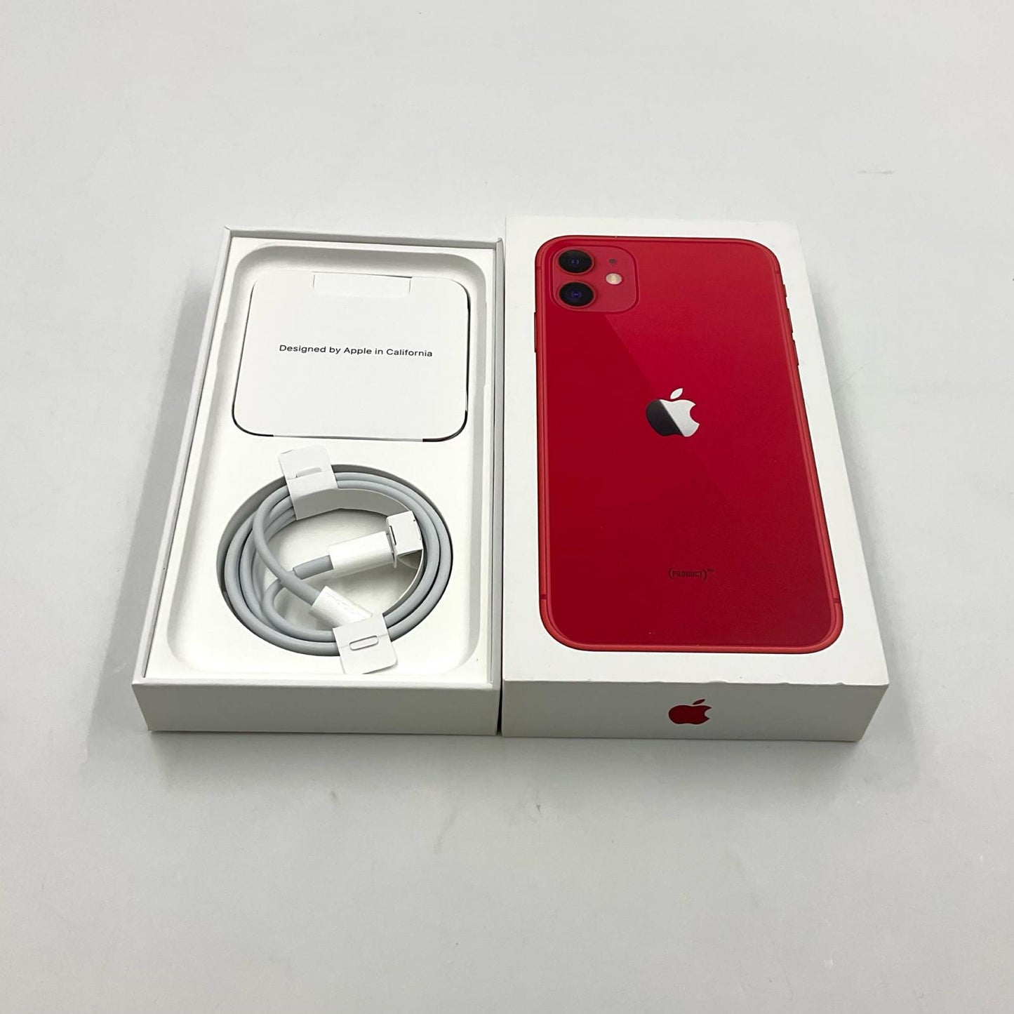 【全額返金保証】【最速発送】Apple iPhone iPhone 11 64GB (PRODUCT)RED au SIMフリー 白ロム 美品 動作確認済 85%
