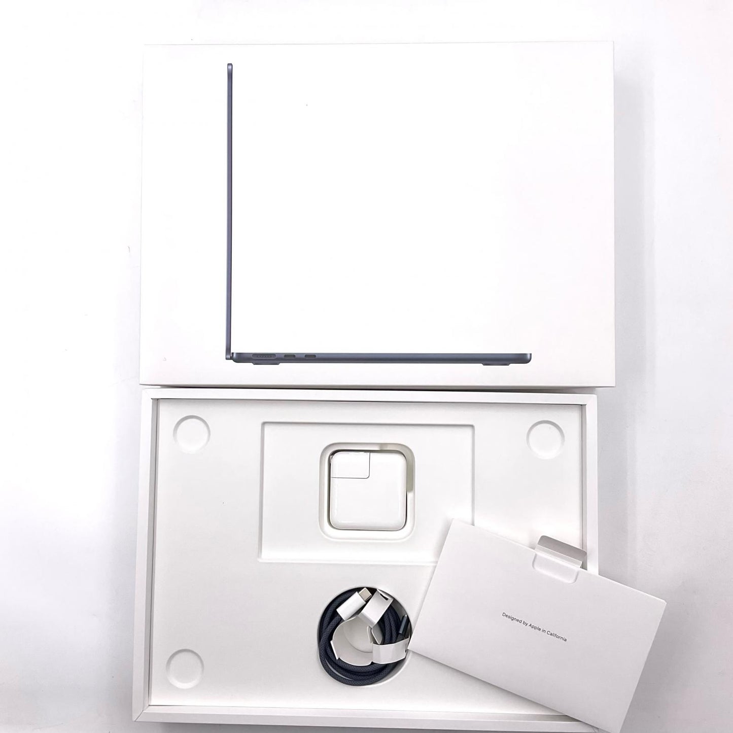 【全額返金保証】【最速発送】Apple MacBook Air 13インチ 2022 Apple M2 8GB 256GB ミッドナイト 87% 美品 動作確認済