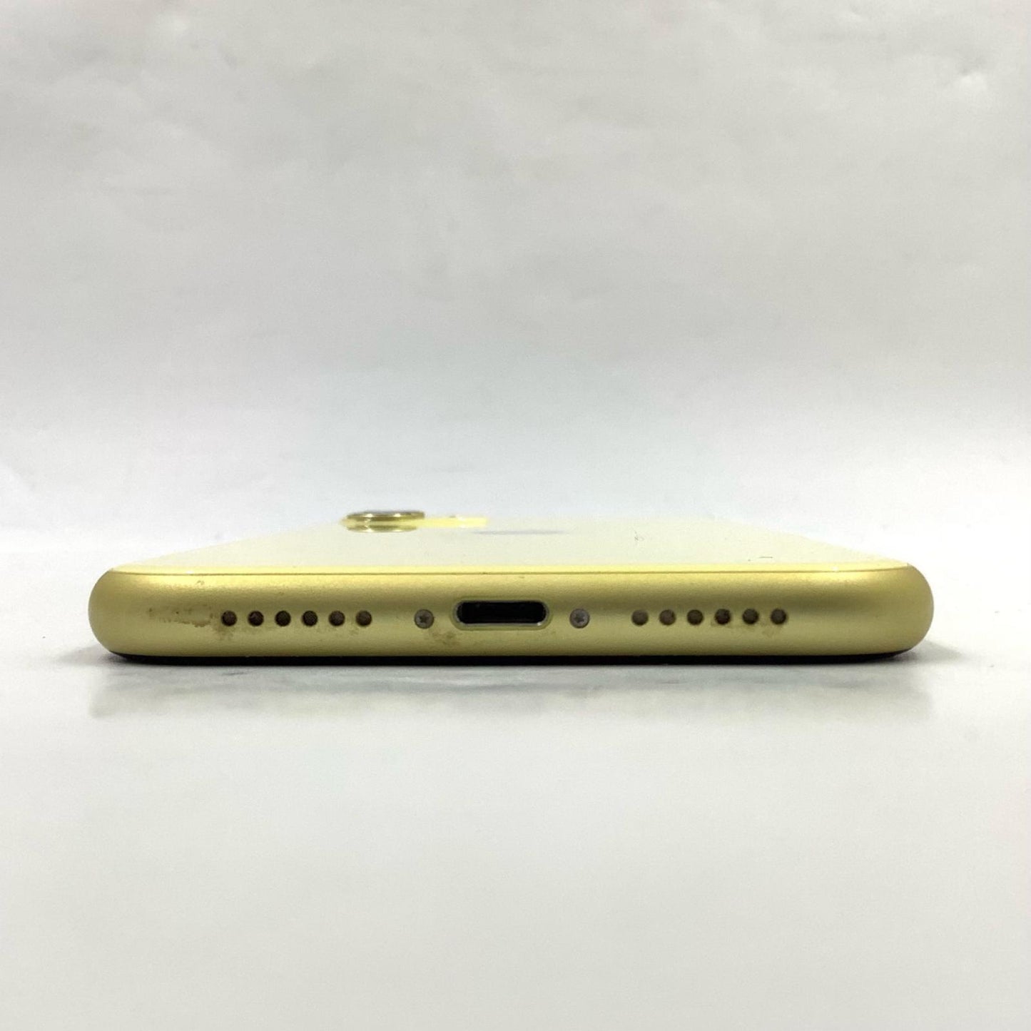 【全額返金保証】【最速発送】Apple iPhone iPhone 11 128GB イエロー SIMフリー 白ロム 動作確認済 78%