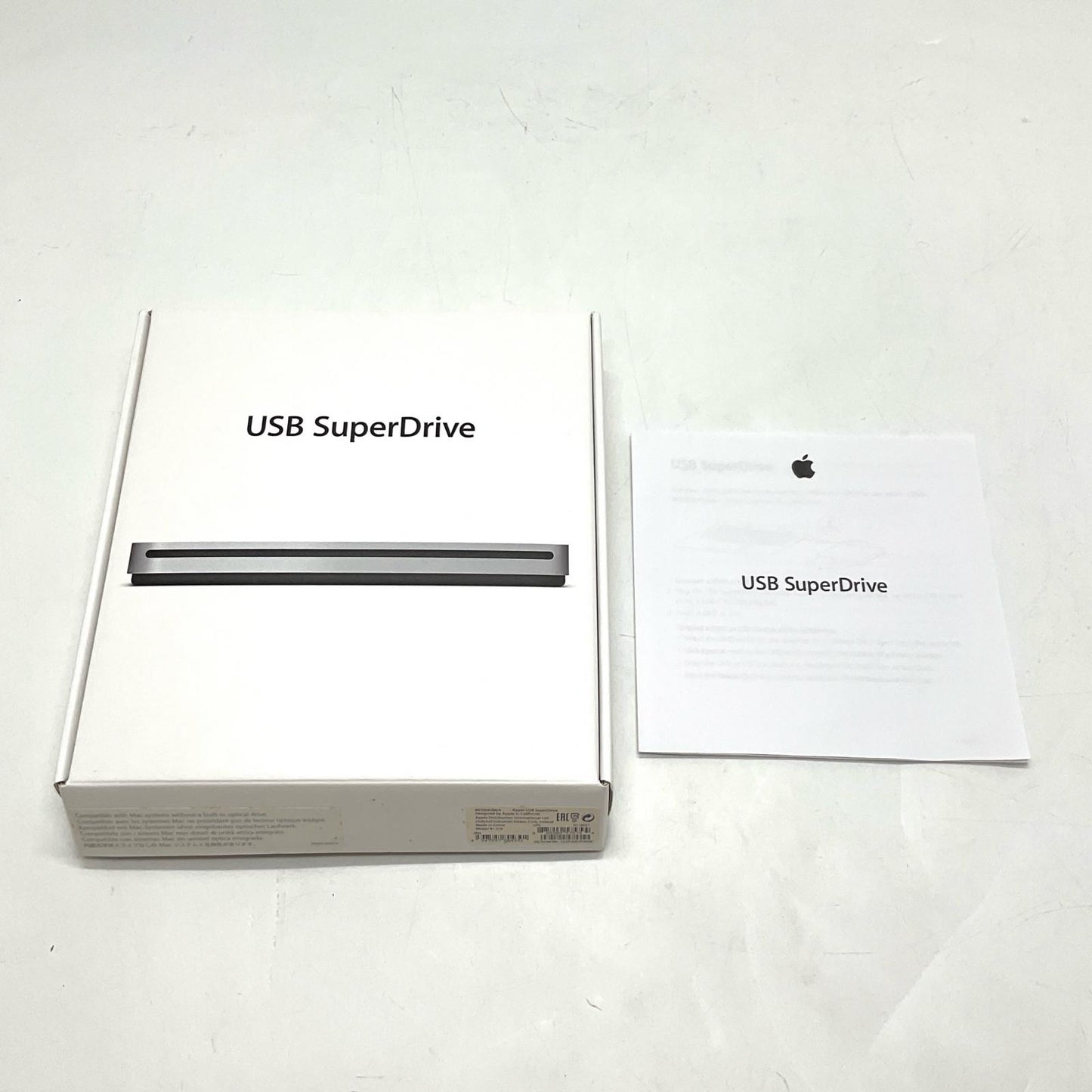 【全額返金保証】【最速発送】Apple USB SuperDrive MD564ZM/A 美品 動作確認済
