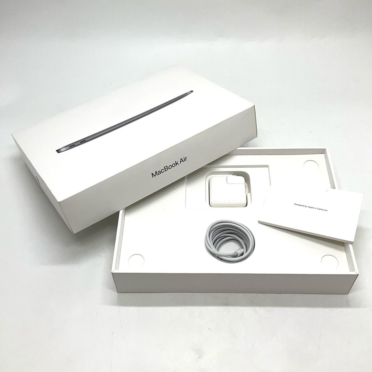 【全額返金保証】【最速発送】Apple MacBook Air 13.3インチ 2020 Apple M1 8GB 256GB スペースグレイ 84% 動作確認済