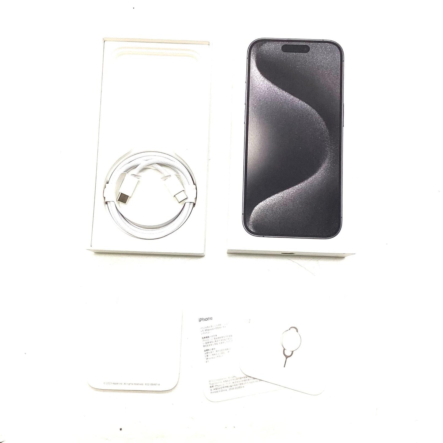 【全額返金保証】【最速発送】Apple iPhone iPhone 15 Pro 256GB ブラックチタニウム SIMフリー 白ロム 美品 動作確認済 87%