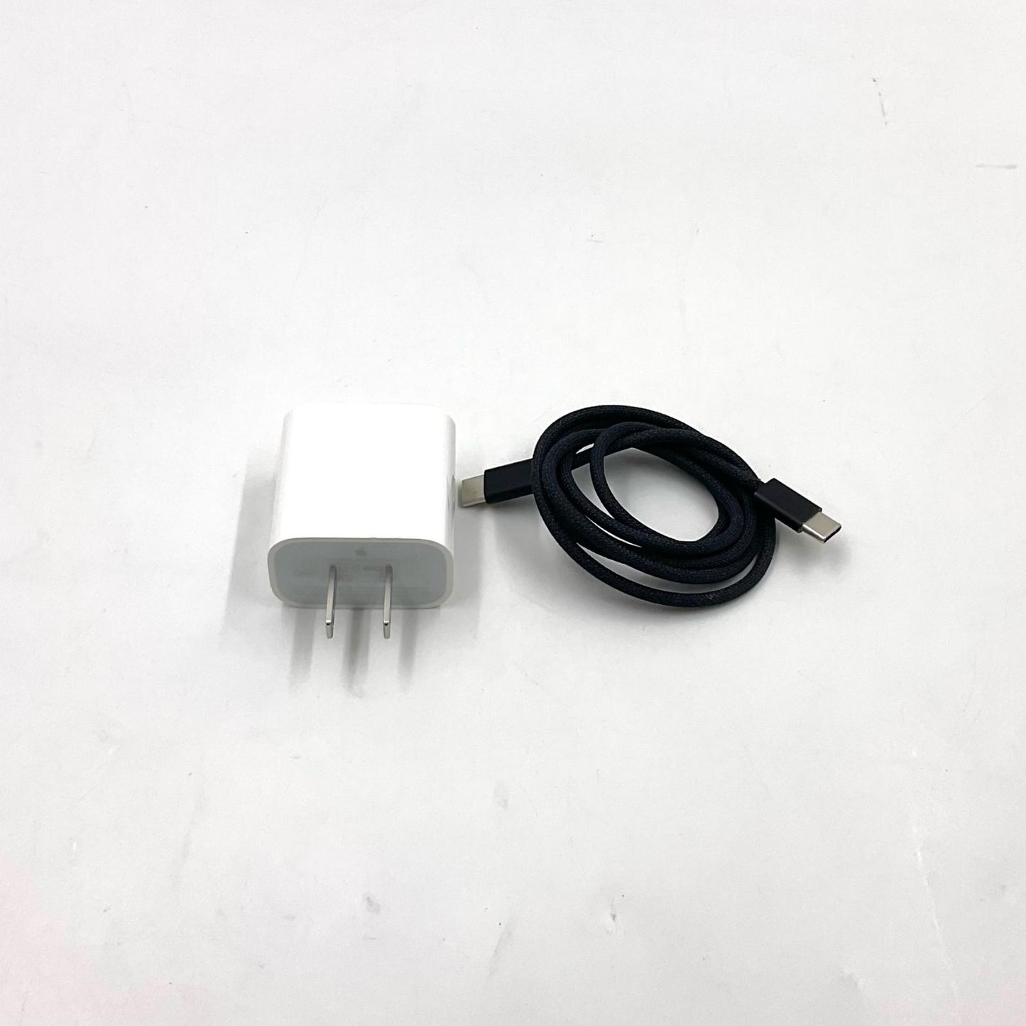 【全額返金保証】【最速発送】Apple iPad Pro 11インチ 第5世代 256GB スペースブラック WiFi+Cellular SIMフリー 白ロム 美品 動作確認済