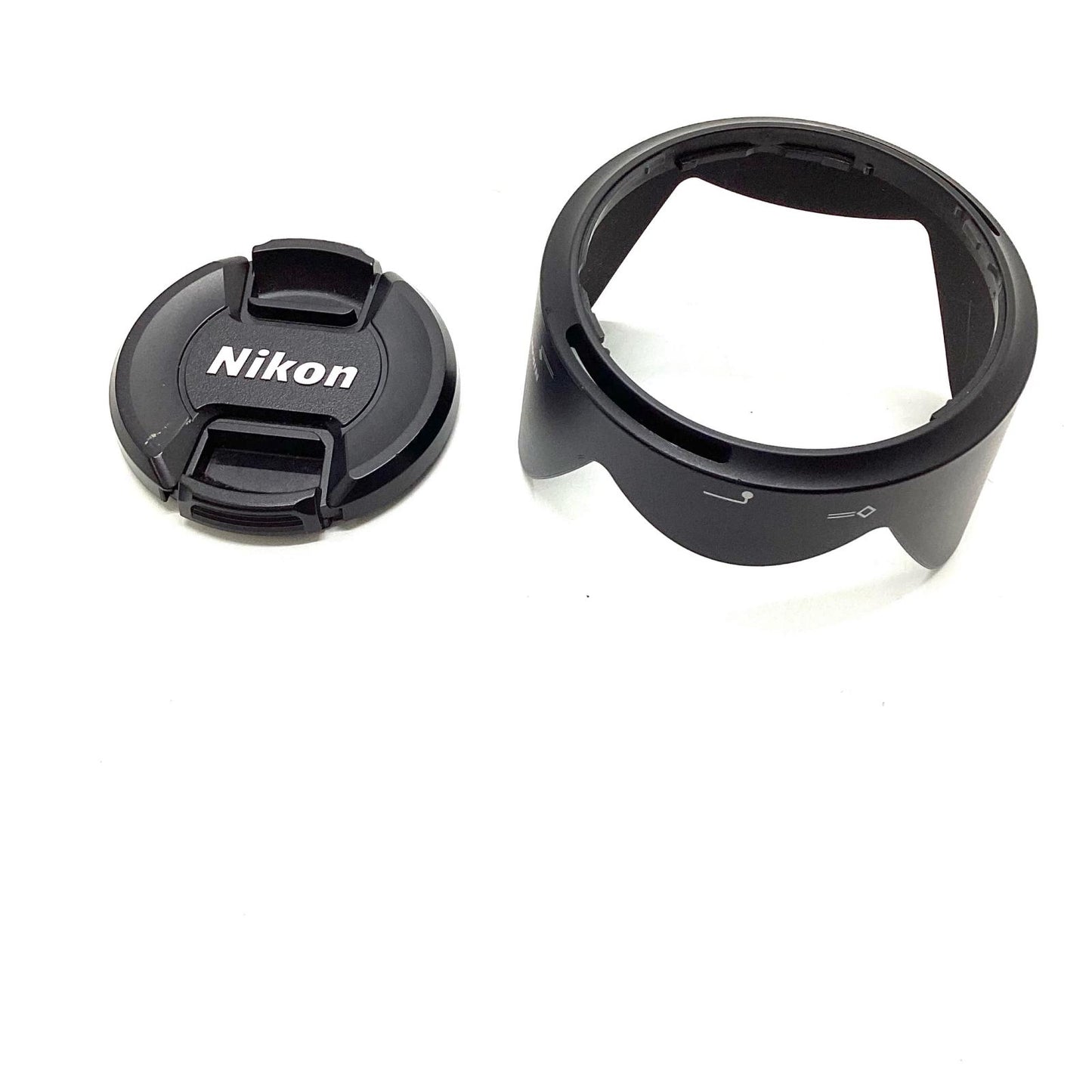 【全額返金保証】【最速発送】Nikon デジタル一眼 D5600 18-55 VR レンズキット 美品 動作確認済