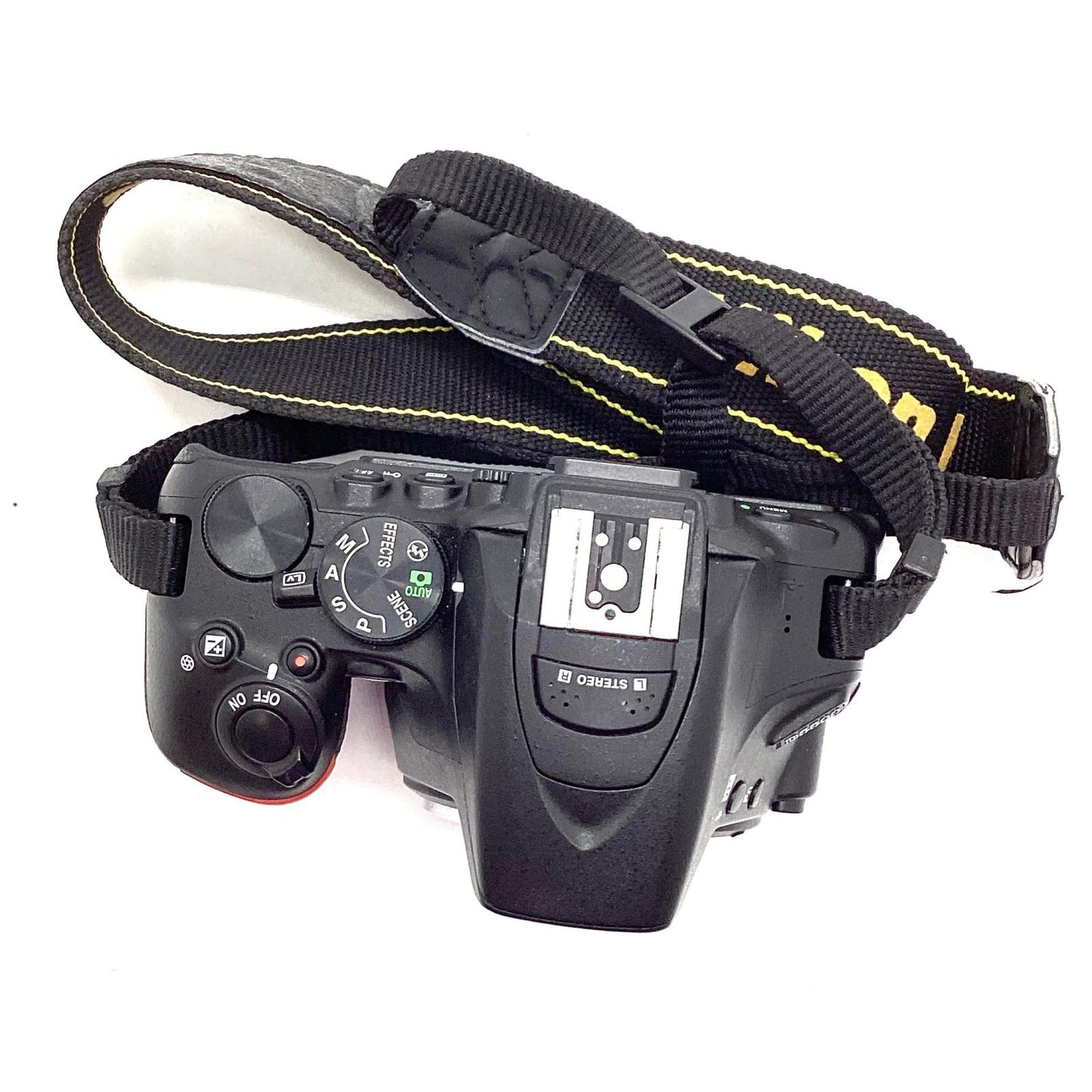 【全額返金保証】【最速発送】Nikon デジタル一眼 D5500 ボディ 美品 動作確認済