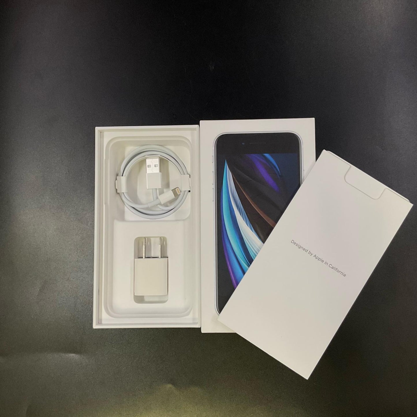 【全額返金保証】【最速発送】Apple iPhone iPhone SE(第2世代) 128GB ホワイト SIMフリー 白ロム 美品 動作確認済 92%