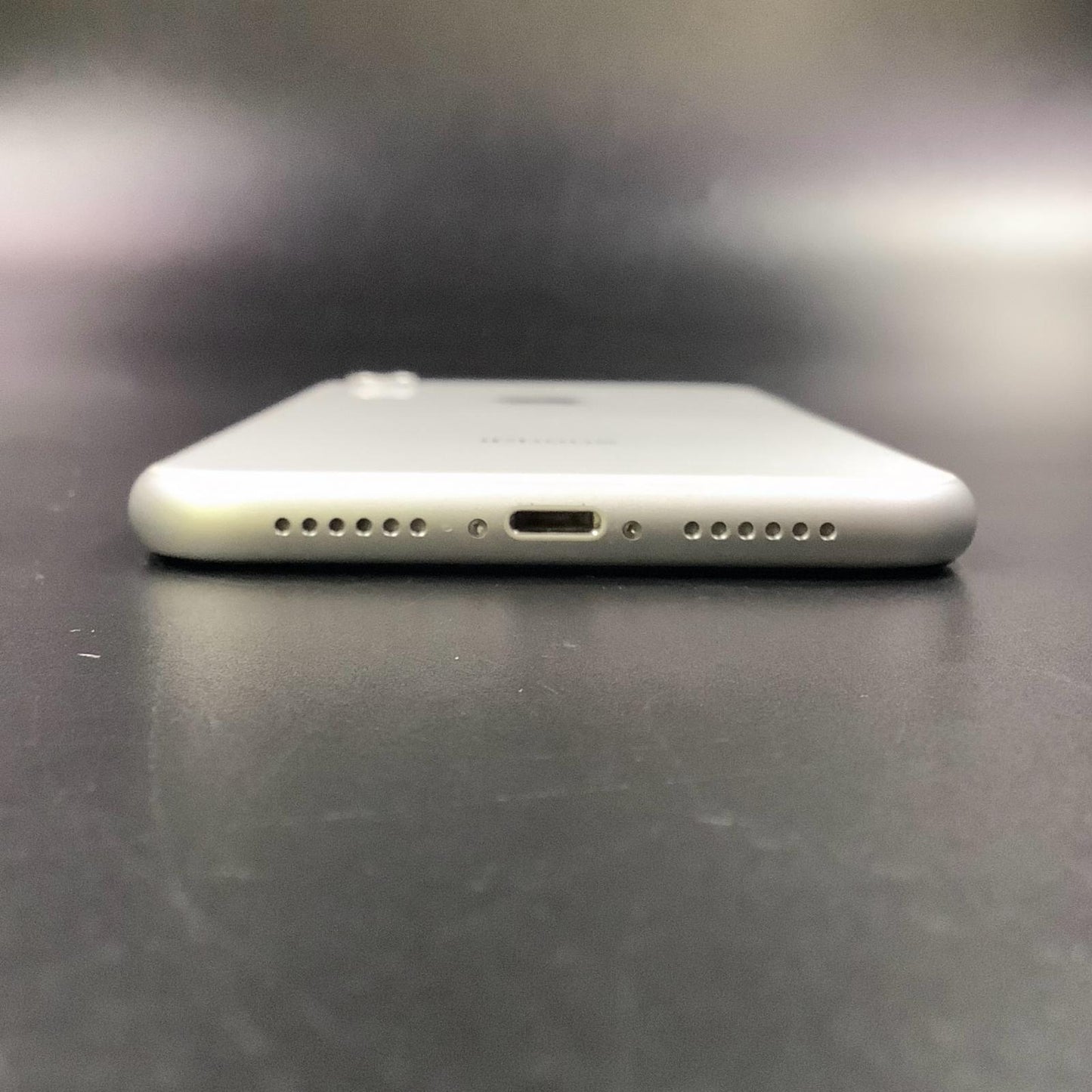 【全額返金保証】【最速発送】Apple iPhone iPhone XR 64GB ホワイト docomo SIMフリー 白ロム 美品 動作確認済 83%