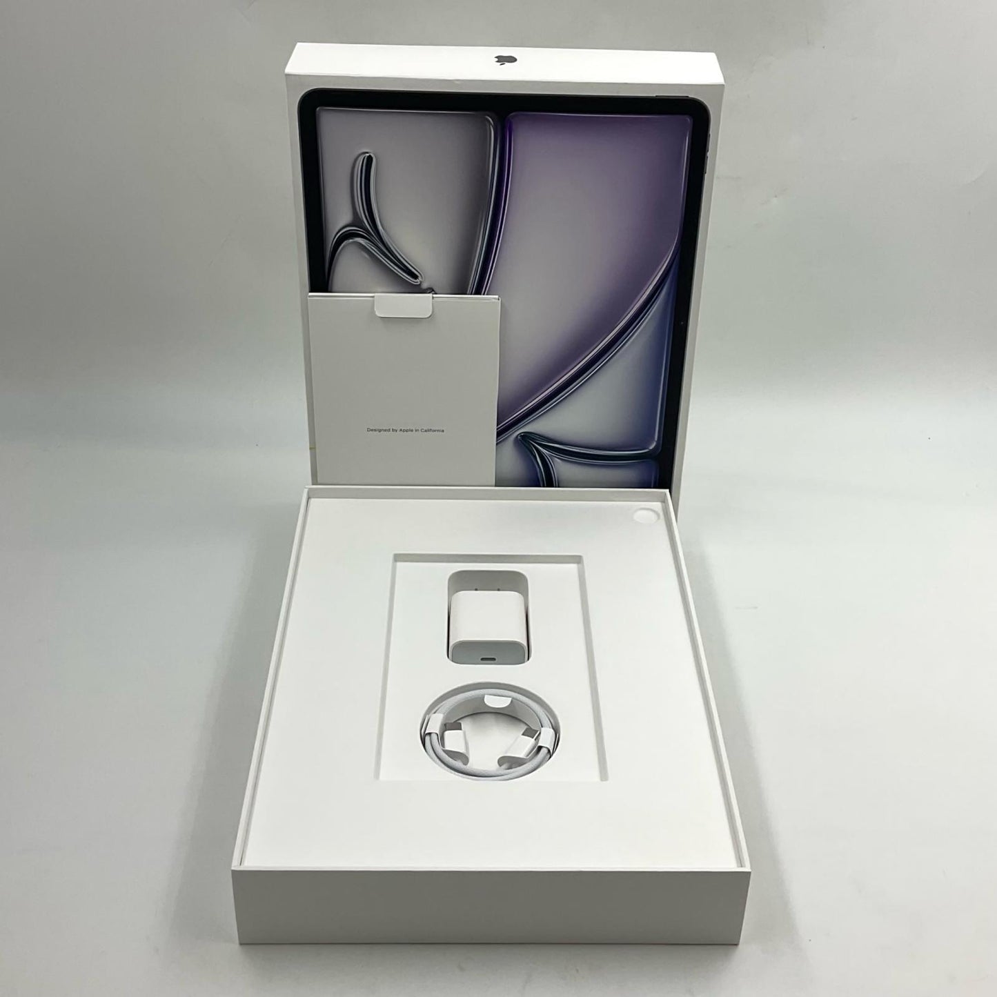 【全額返金保証】【最速発送】Apple iPad Air M2 13インチ 128GB スペースグレイ Wi-Fi 超美品 動作確認済
