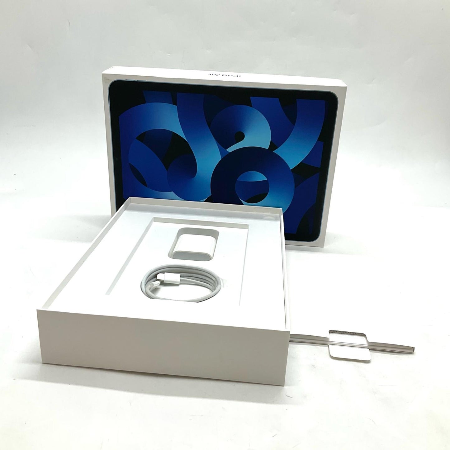 【全額返金保証】【最速発送】Apple iPad Air 10.9インチ 第5世代 64GB ブルー Wi-Fi 美品 動作確認済