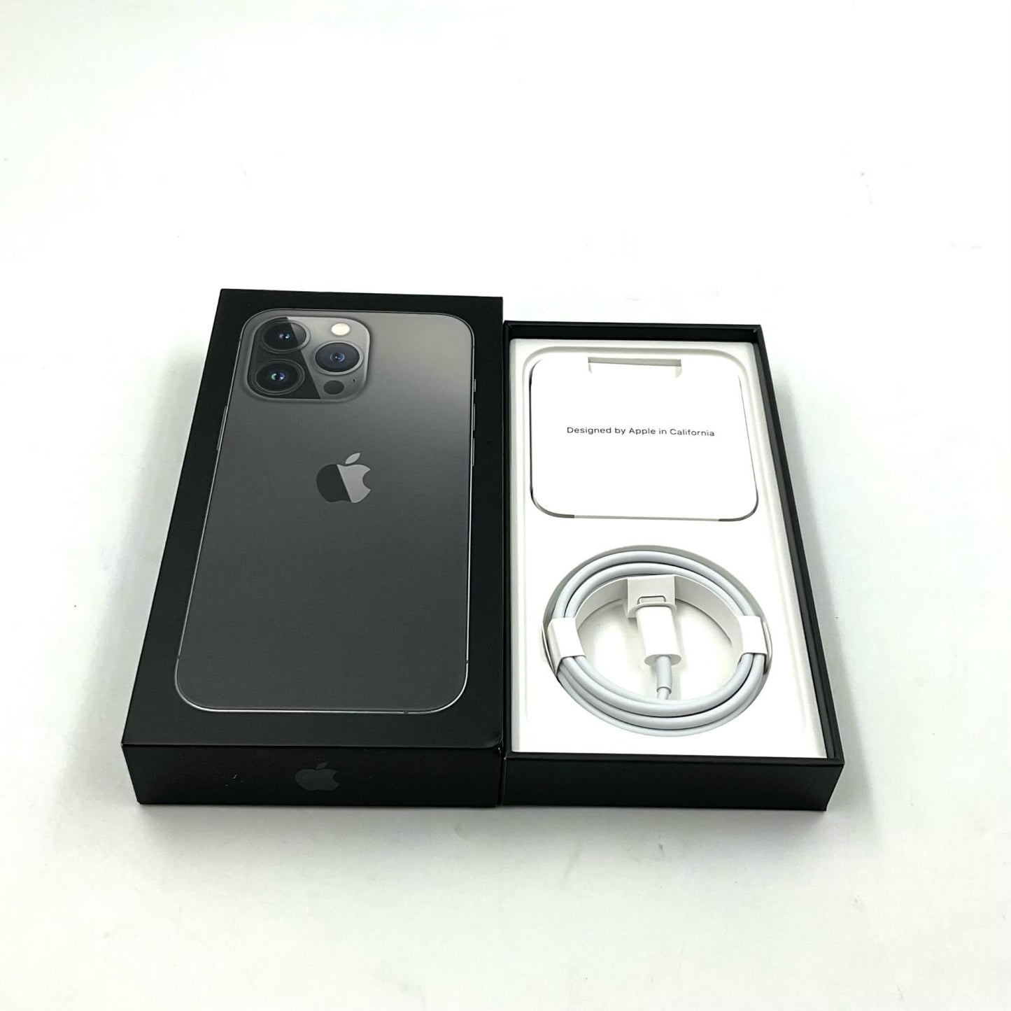 【全額返金保証】【最速発送】Apple iPhone iPhone 13 Pro 256GB グラファイト docomo SIMフリー 白ロム 動作確認済 76%