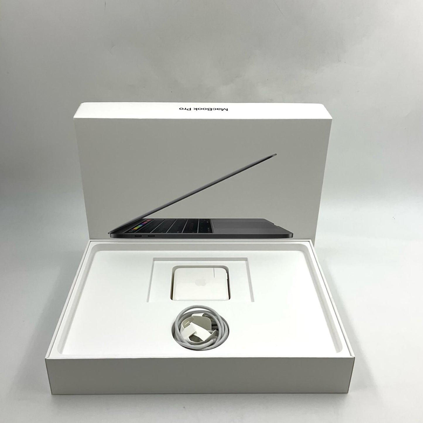 【全額返金保証】【最速発送】Apple MacBook Pro 13インチ 2018 2.3 GHz クアッドコア Intel Core i5 8GB 256GB スペースグレイ 動作確認済