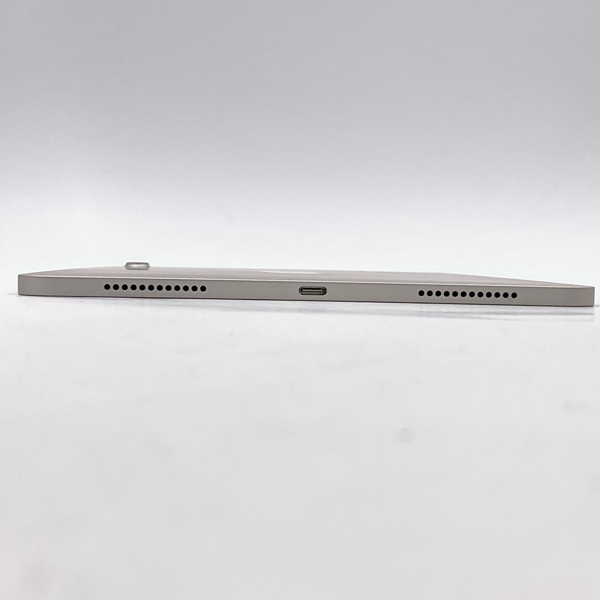 【最速発送】Apple iPad Air 第5世代 256GB スターライト Wi-Fi【難有】