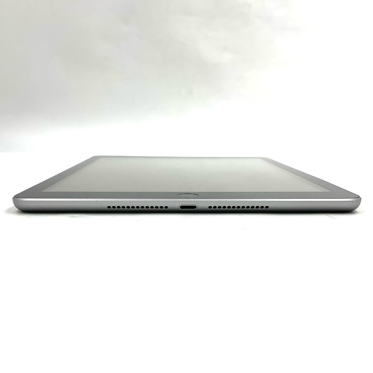 【全額返金保証】【最速発送】Apple iPad iPad 第6世代 32GB スペースグレイ WiFi+Cellular Softbank 白ロム 動作確認済