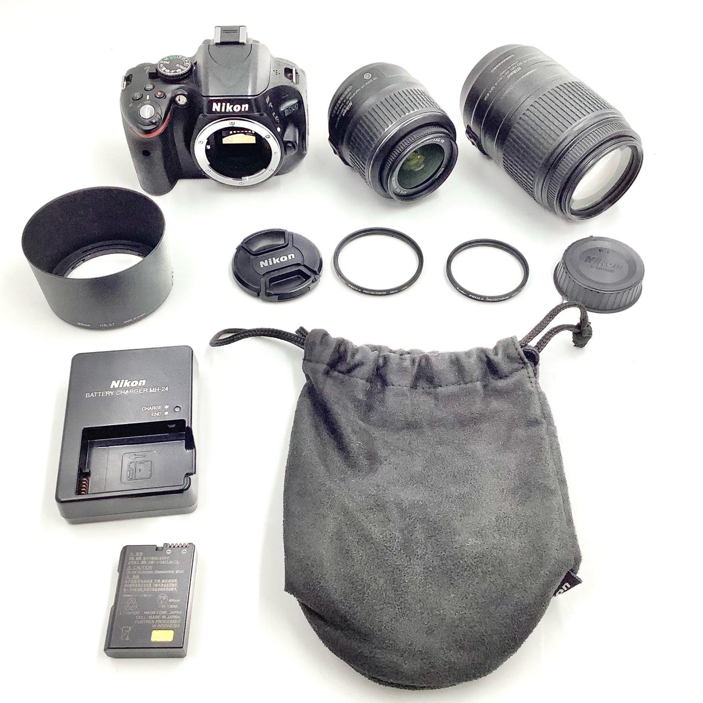 【最速発送】Nikon デジタル一眼 D5100 ダブルズームキット【難有】