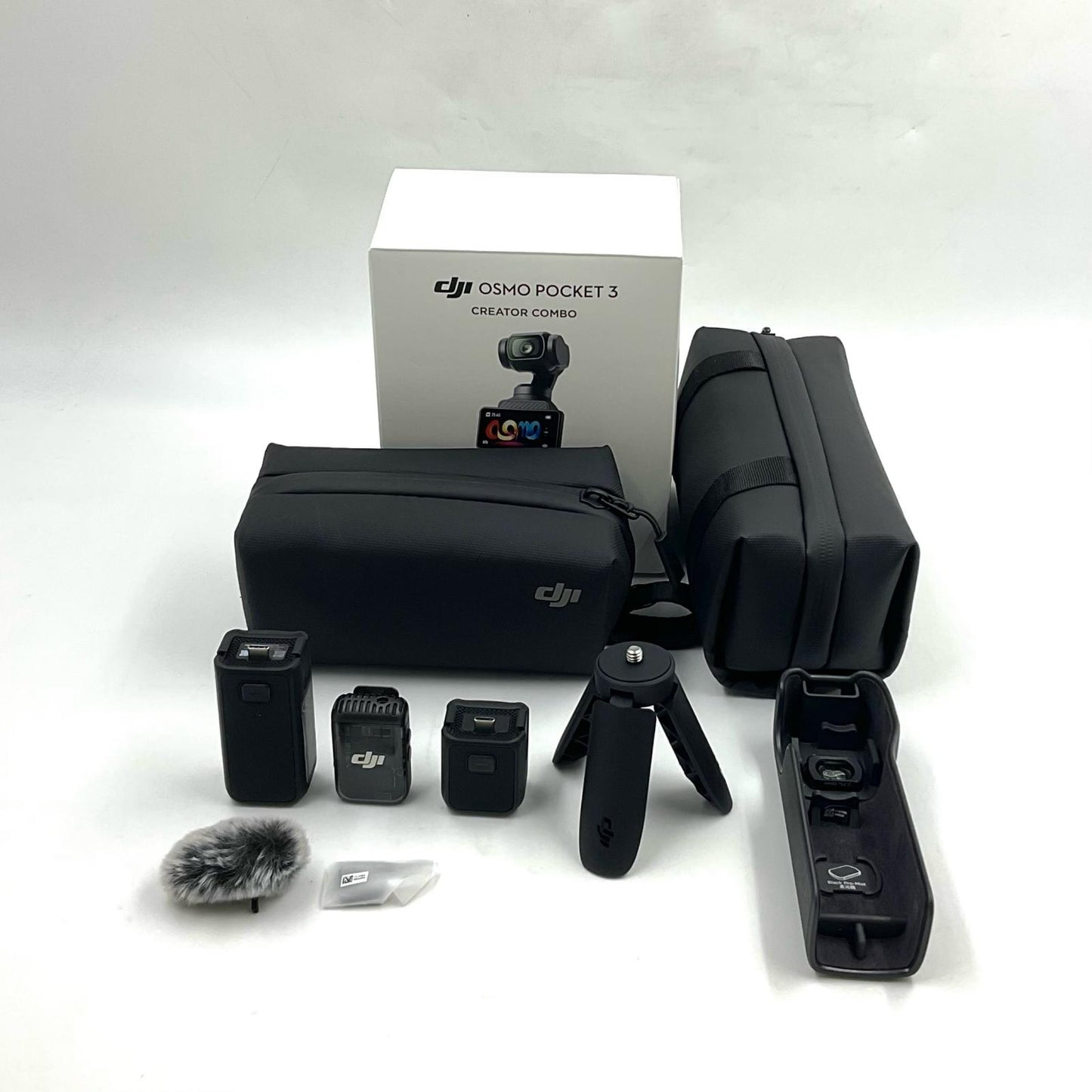 【全額返金保証】【最速発送】DJI OSMO POCKET 3 クリエイターコンボ 超美品 動作確認済