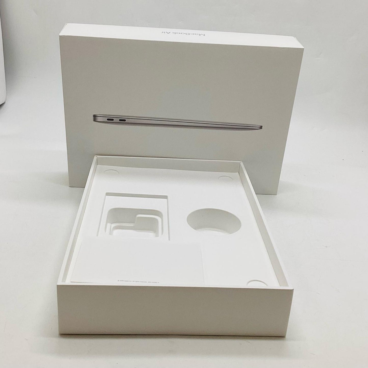 【全額返金保証】【最速発送】Apple MacBook Air 13インチ 2020 Apple M1 8GB 256GB シルバー 92% 美品 動作確認済