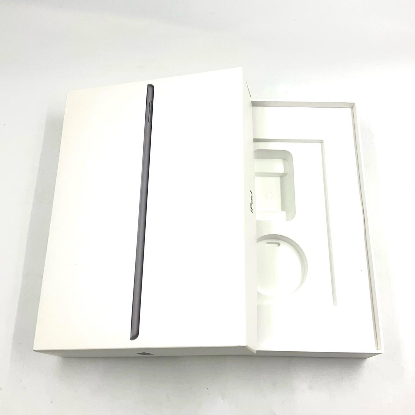 【全額返金保証】【最速発送】Apple iPad iPad 10.2インチ 第9世代 256GB スペースグレイ Wi-Fi 動作確認済