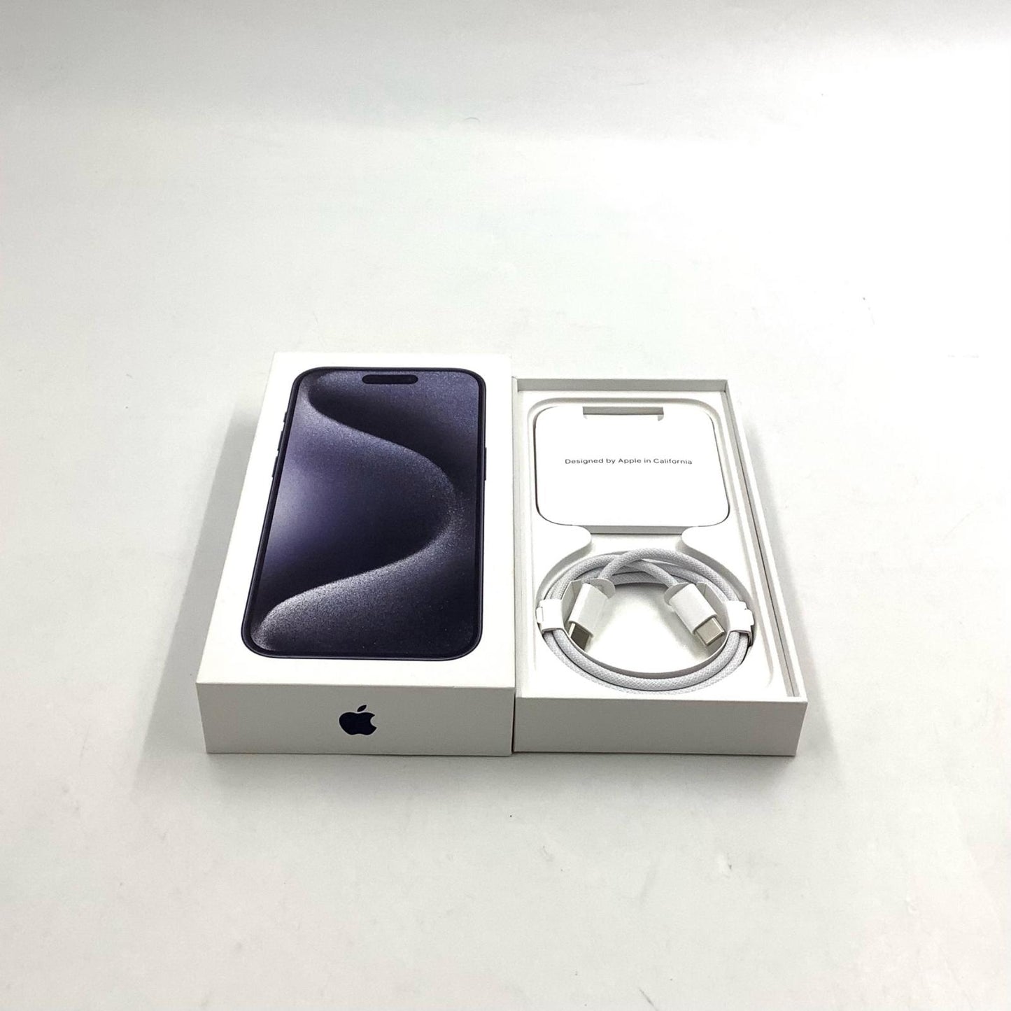 【全額返金保証】【最速発送】Apple iPhone iPhone 15 Pro 256GB ブラックチタニウム Softbank SIMフリー 動作確認済 88%