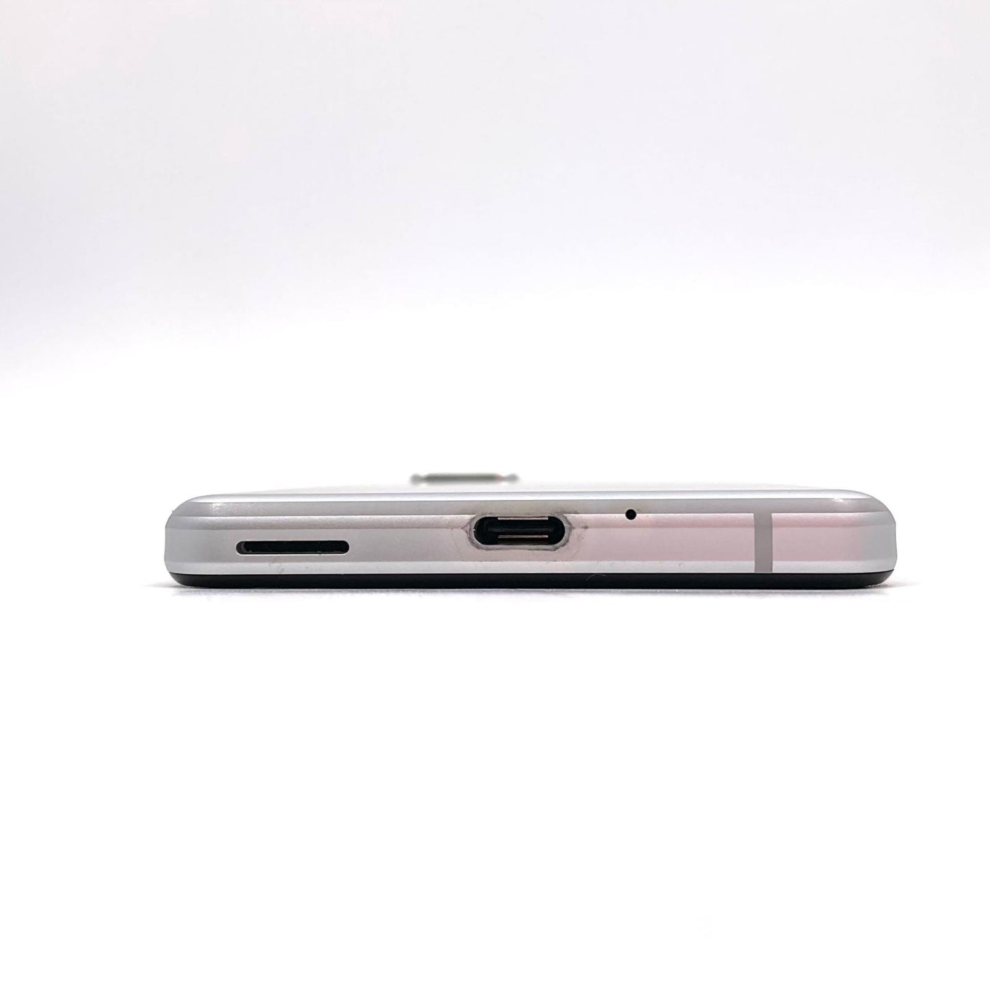 【全額返金保証】【最速発送】SHARP AQUOS sense4 basic 64GB シルバー Softbank A003SH 白ロム 動作確認済