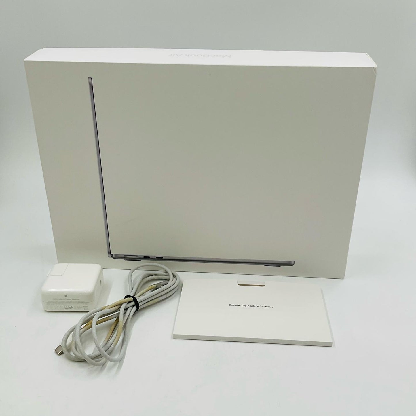 【全額返金保証】【最速発送】Apple MacBook Air 13.6インチ 2022 M2 8GB 256GB シルバー 83% 美品 動作確認済