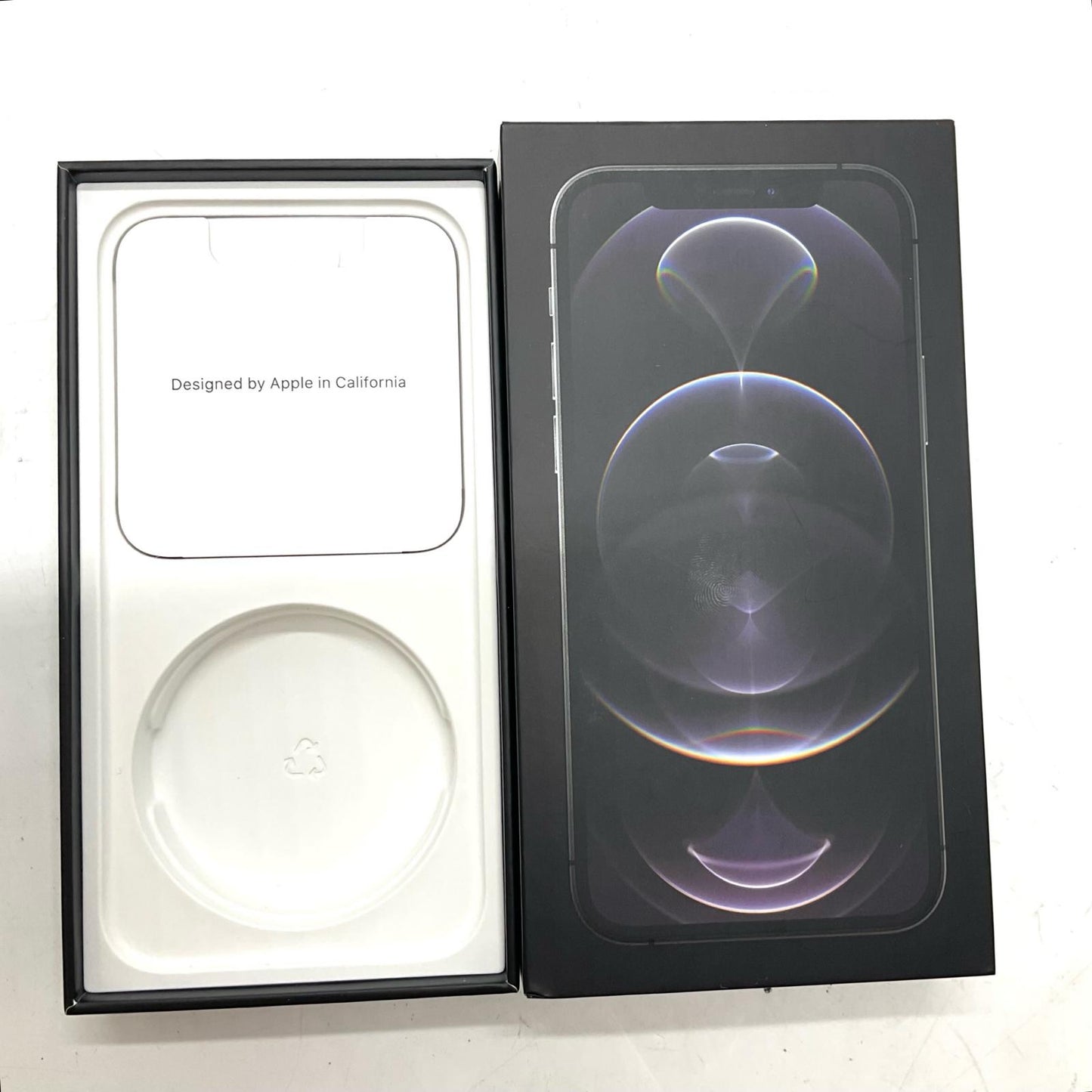 【最速発送】Apple iPhone iPhone 12 Pro 256GB グラファイト docomo SIMフリー 白ロム【難有】 79%