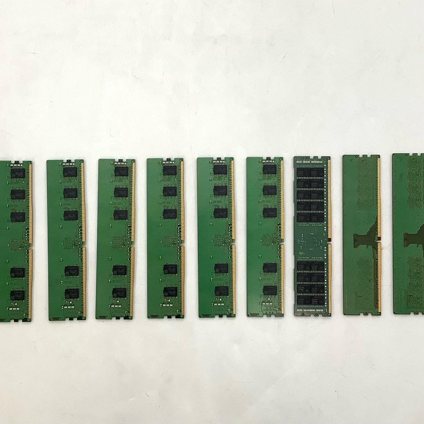 【全額返金保証】【最速発送】SAMSUNG・SK hynix メモリ DDR4-3200 DDR4 8GB 9枚セット 美品 動作確認済