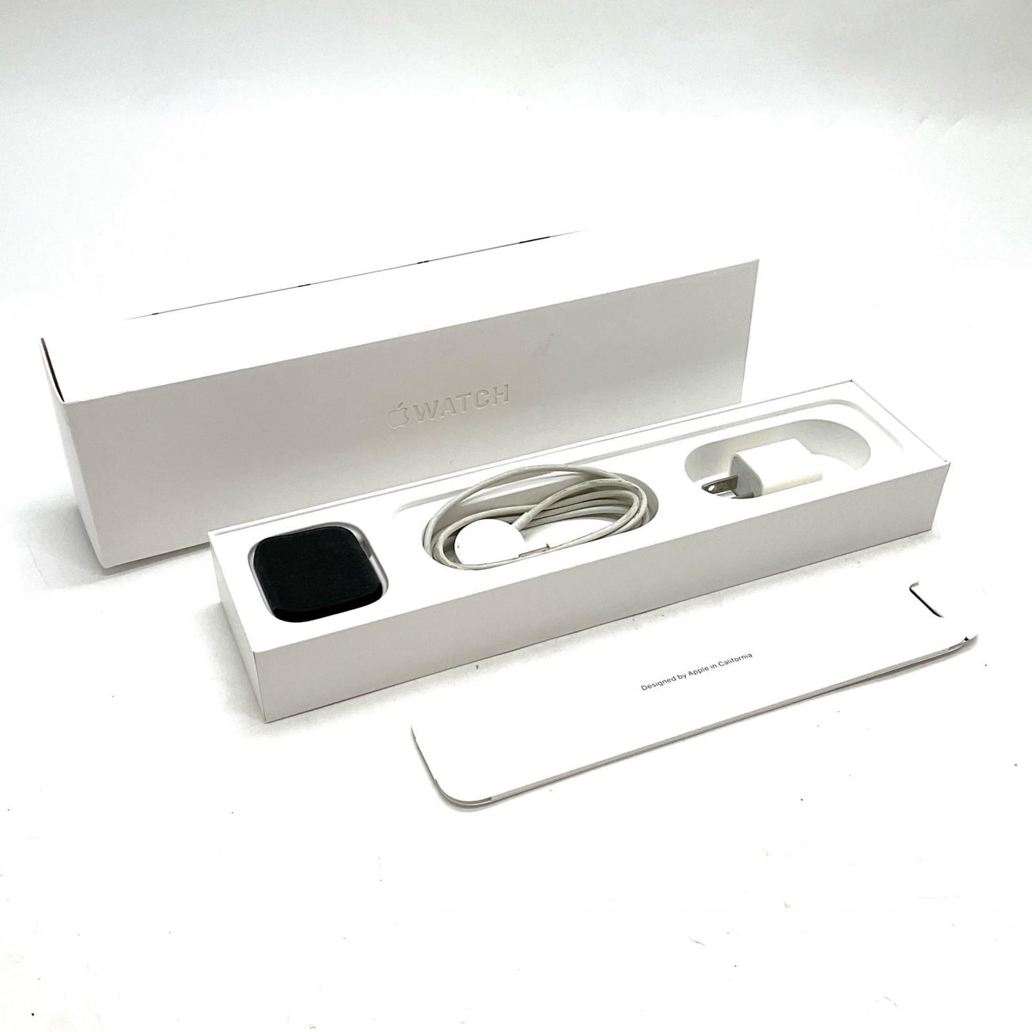 【全額返金保証】【最速発送】Apple Watch Series 5 アルミニウム 44mm GPS+Cellular 白ロム 96% 美品 動作確認済
