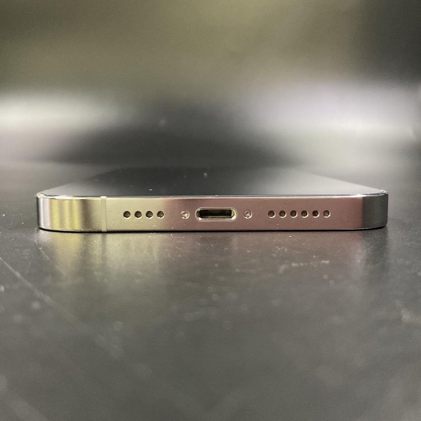 【全額返金保証】【最速発送】Apple iPhone iPhone 12 Pro Max 512GB Silver docomo SIMフリー 白ロム 動作確認済 90%